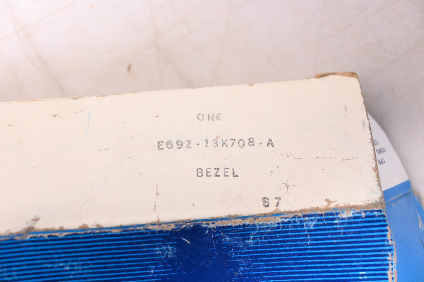 New OEM Ford E69Z-13K708-A Rear Courtesy Lamp Trim Bezel NOS