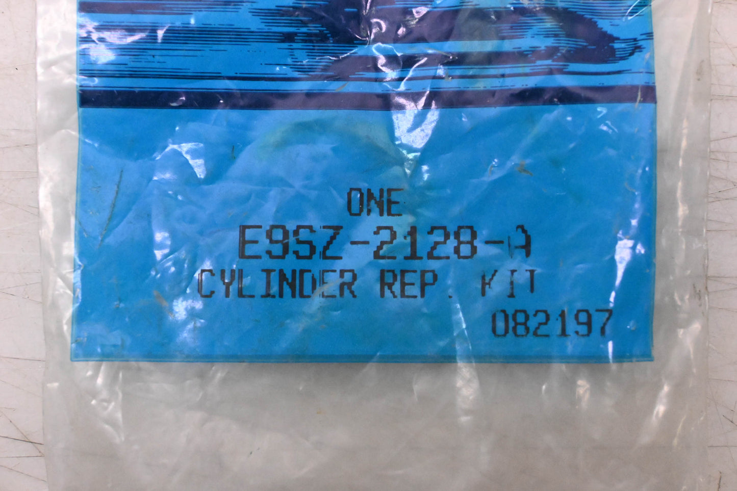 New OEM Ford E9SZ-2128-A Drum Brake Wheel Cylinder Kit NOS