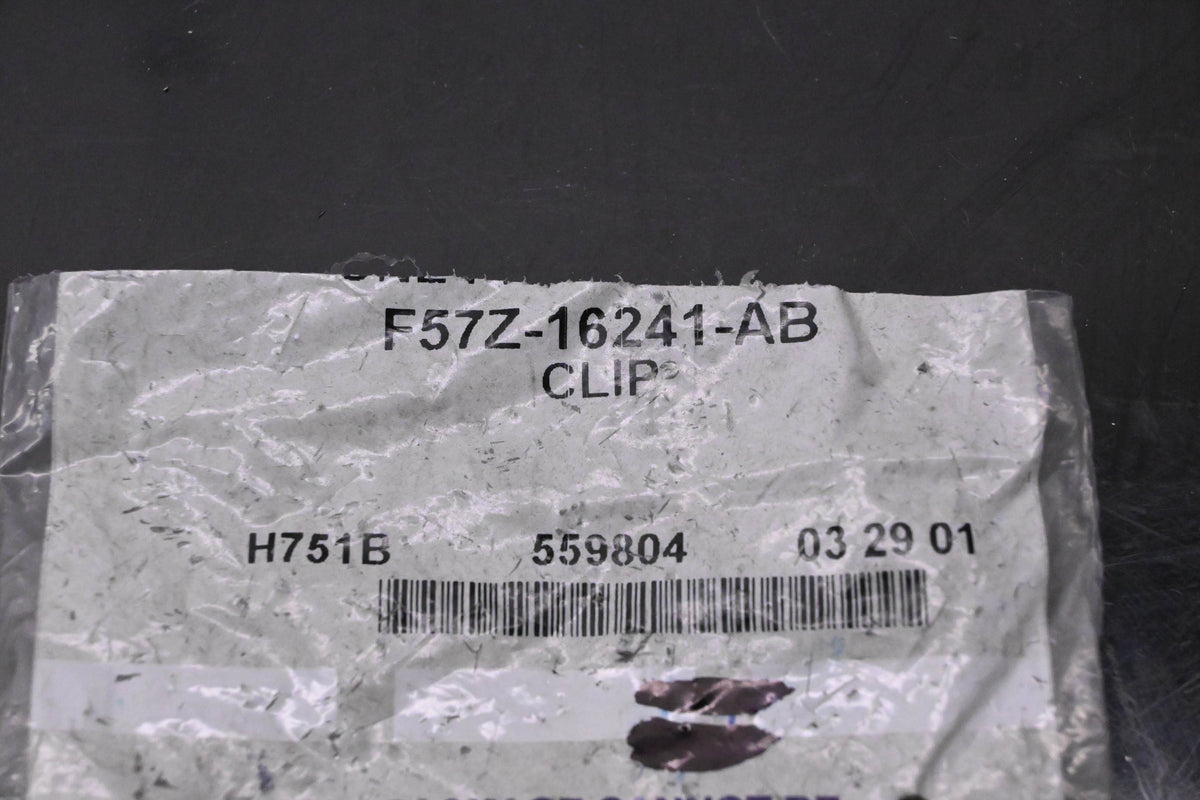 New OEM Ford F57Z-16241-AB Rocker Moulding Retainer Clips Qty 3 NOS
