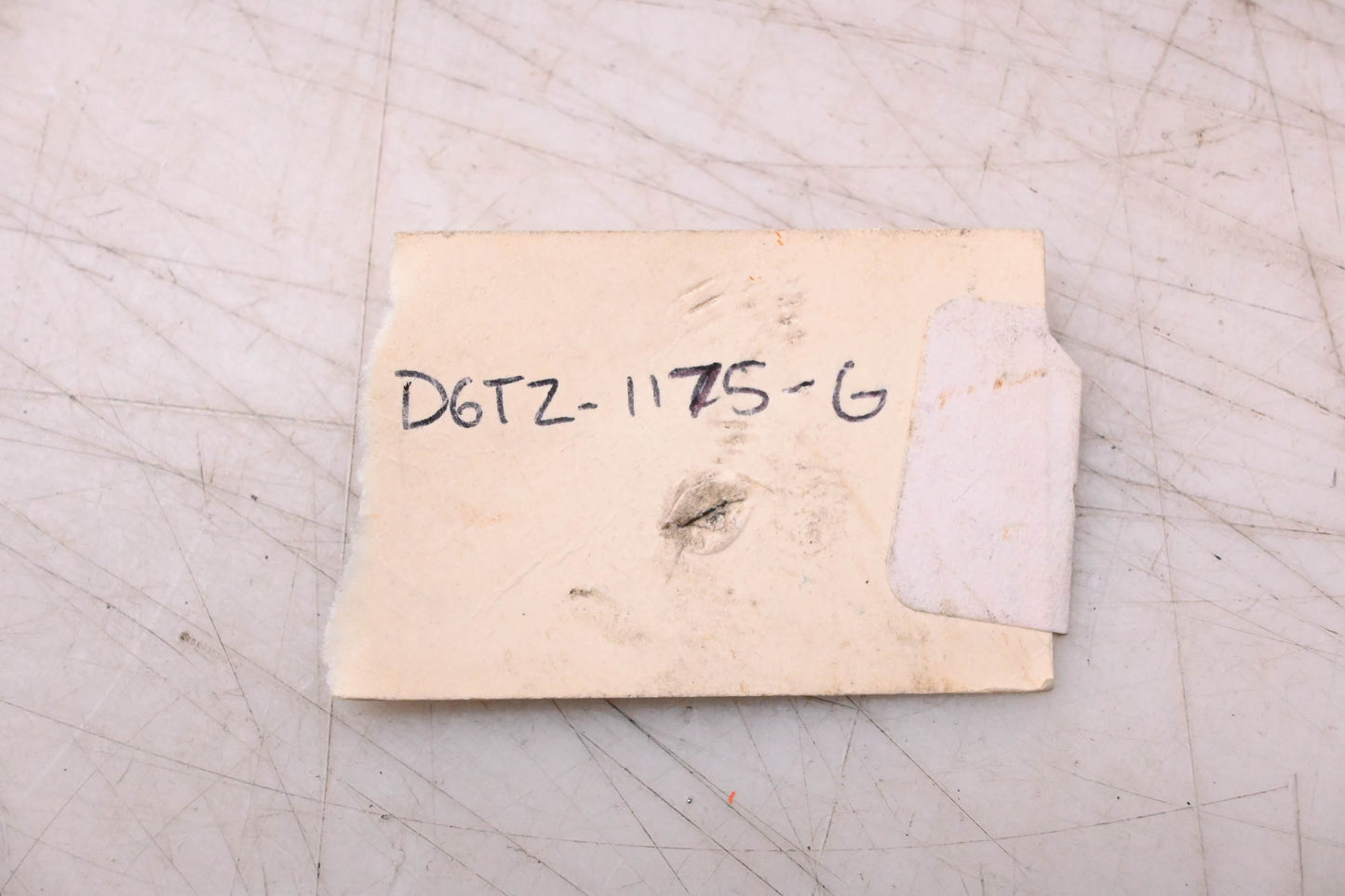 New OEM Ford D6TZ-1175-G Seals Qty 2 NOS