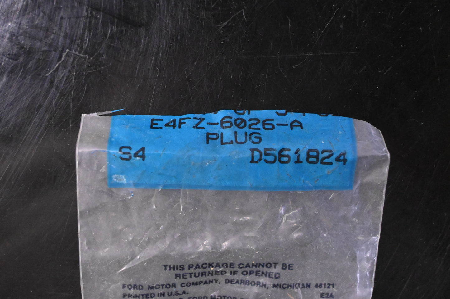 New OEM Ford E4FZ-6026-A Plug NOS