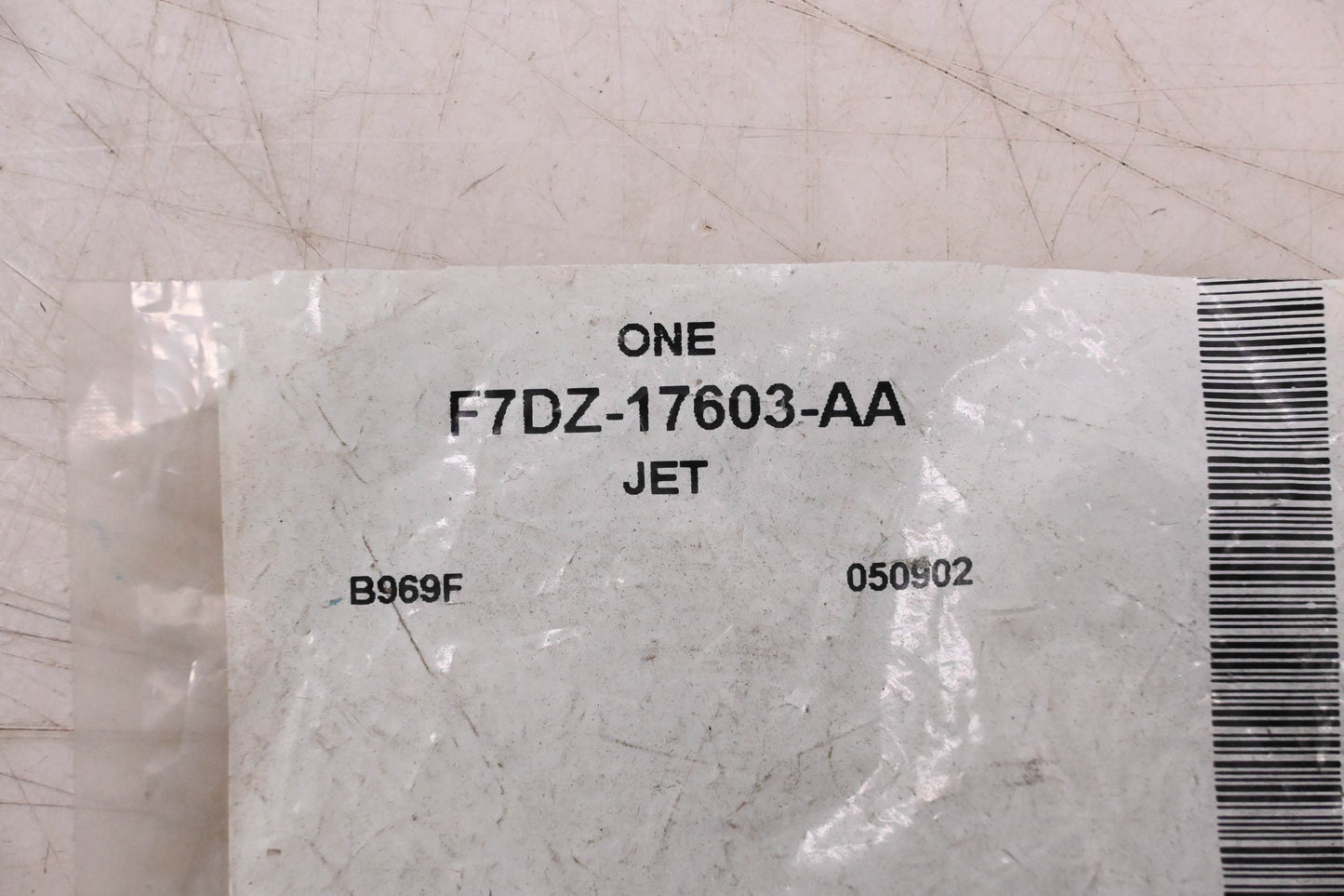 New OEM Ford F7DZ-17603-AA Windhsield Washer Jet Assembly NOS