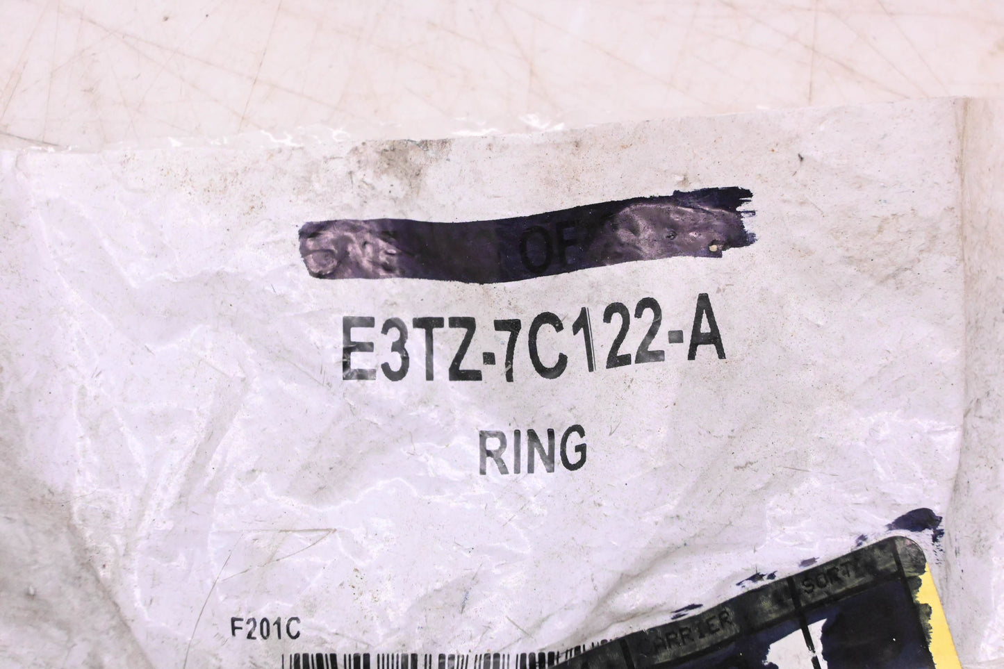 New OEM Ford E3TZ-7C122-A Output Shaft Bearing Rings Qty 2 NOS