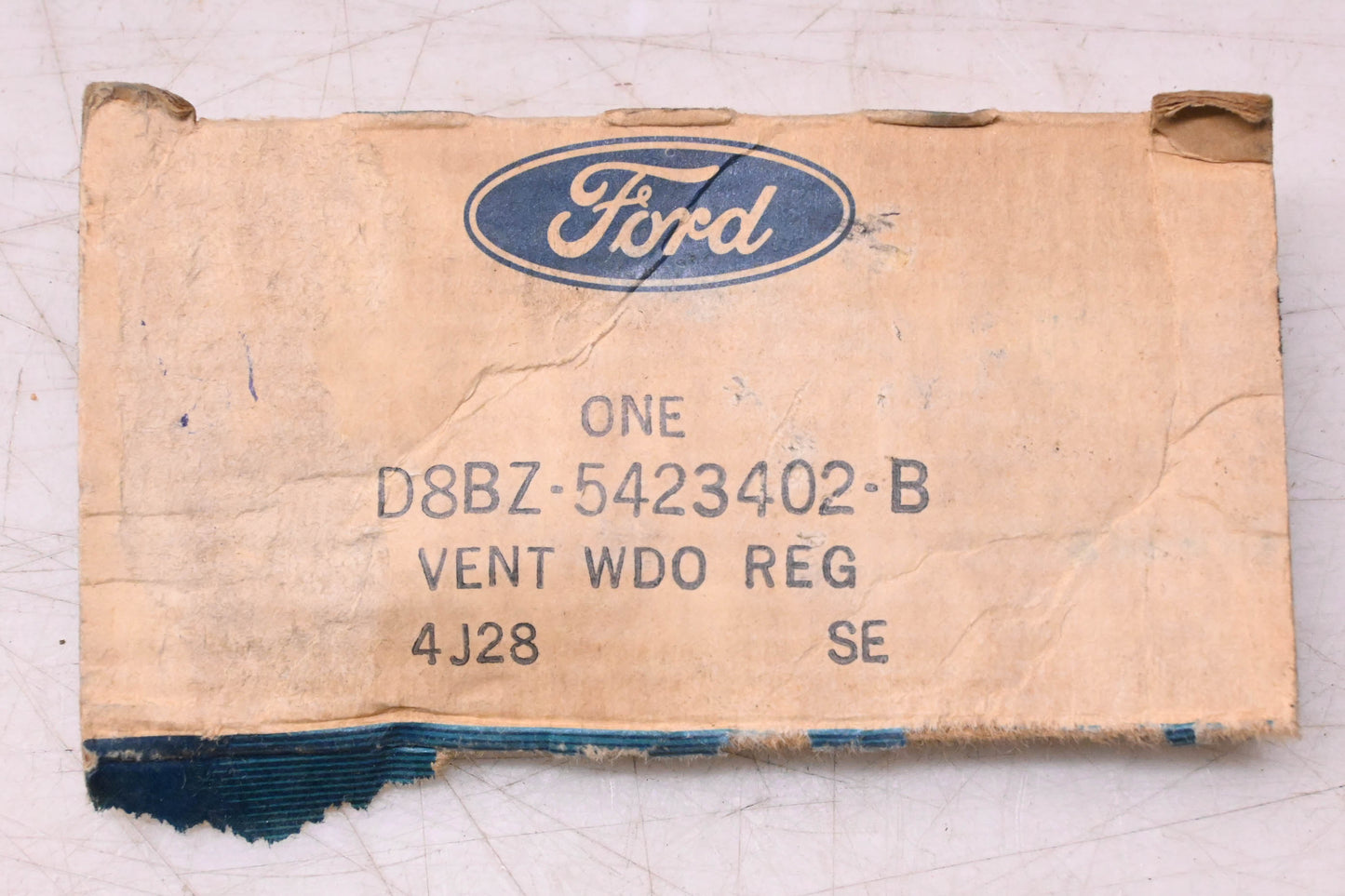 New OEM Ford D8BZ-5423402-B Right Side Door Vent Window Regulator Assembly NOS
