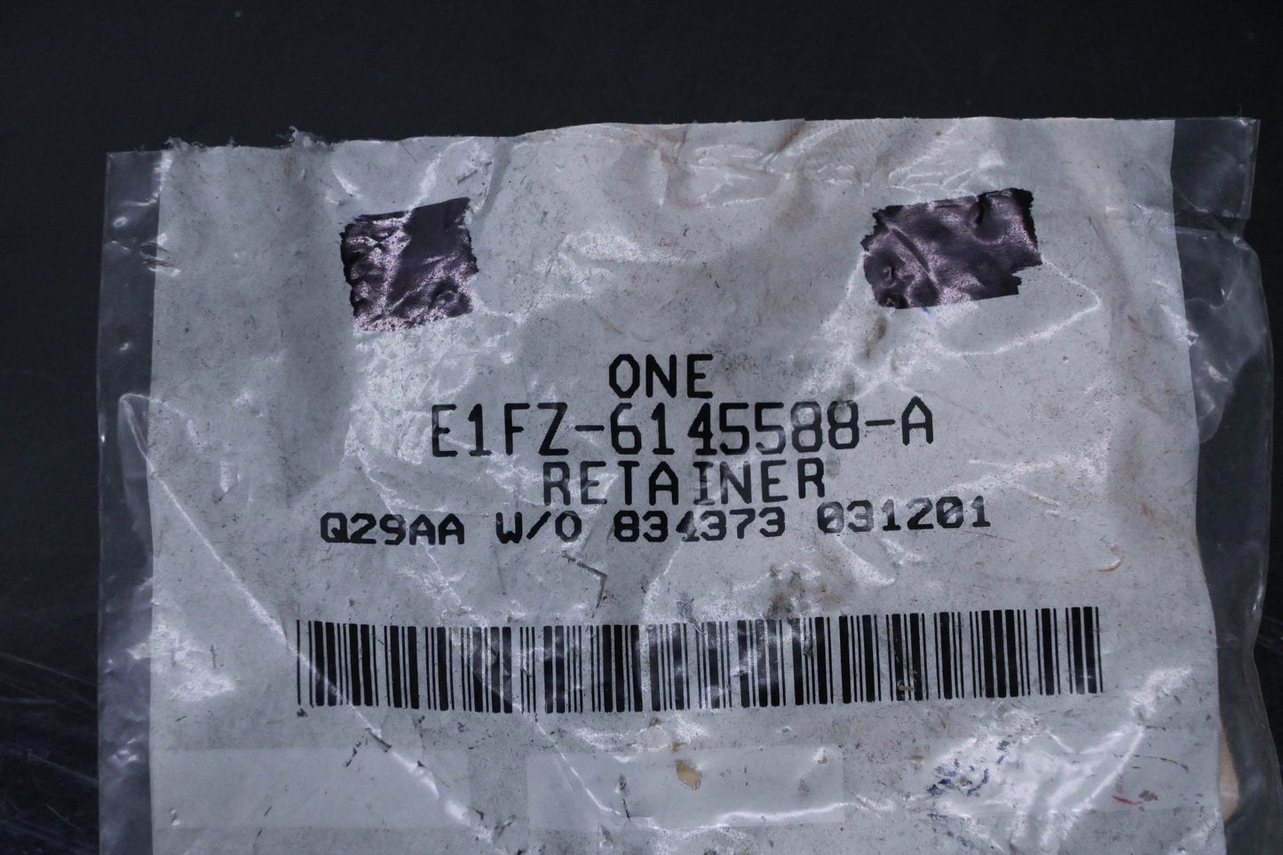 New OEM Ford E1FZ-6145588-A Retainer NOS