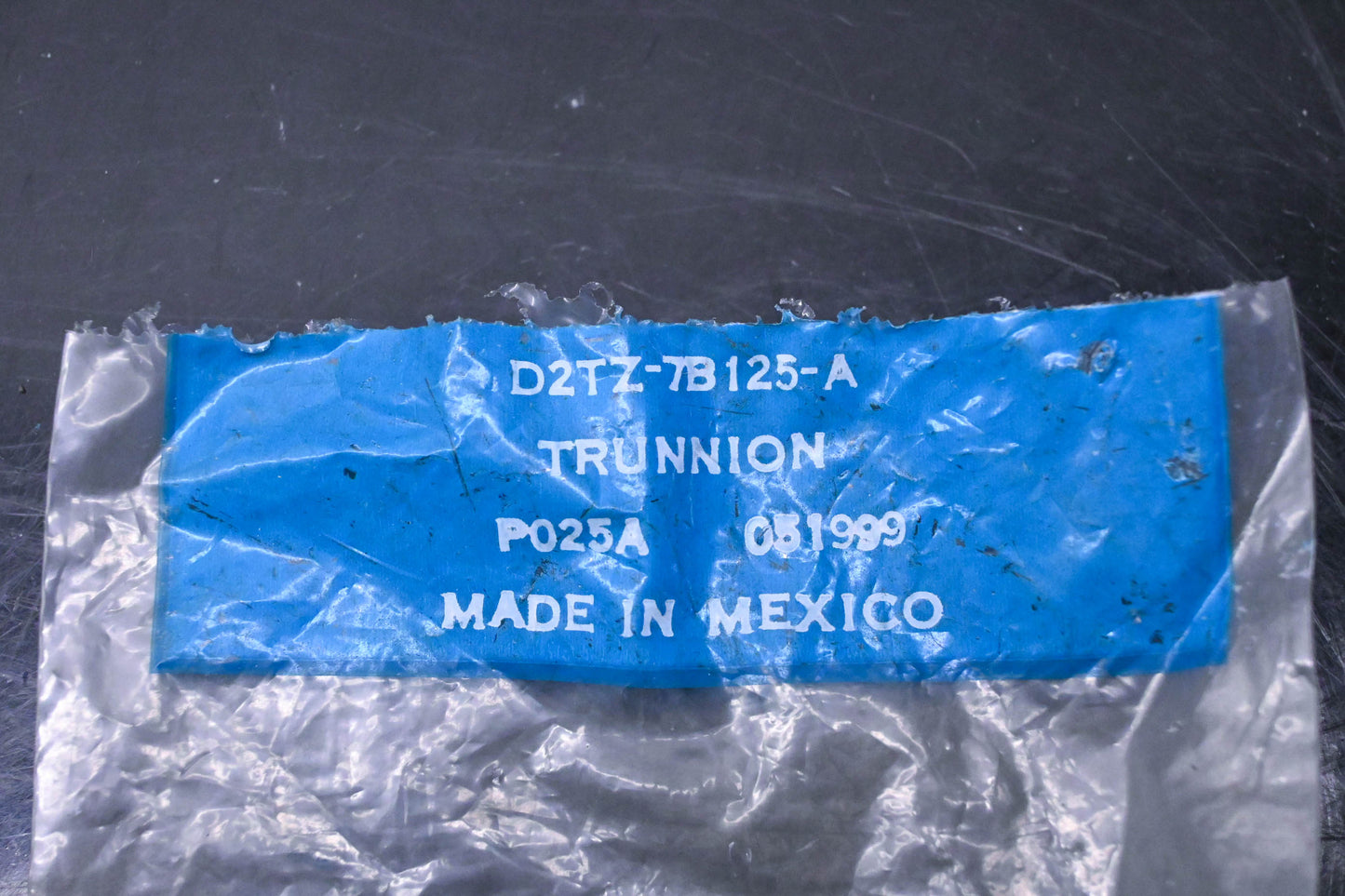 New OEM Ford D2TZ-7B125-A Trunnion NOS