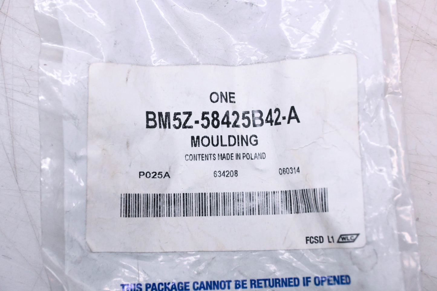 New OEM Ford BM5Z-58425B42-A Grommet/ Moulding NOS