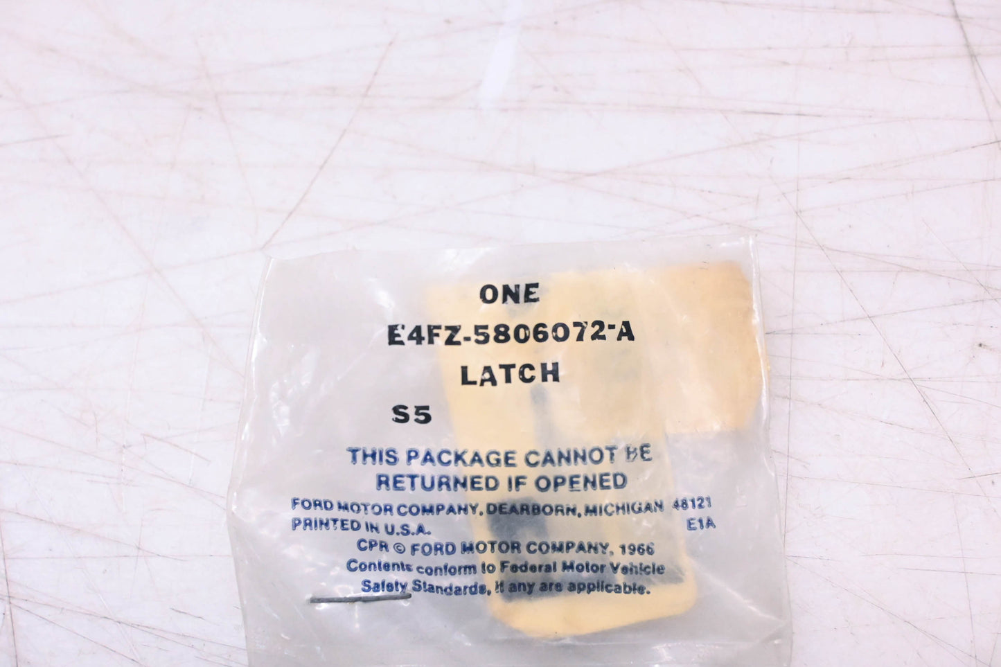 New OEM Ford E4FZ-5806072-A Glove Compartment Door Latch Assembly NOS