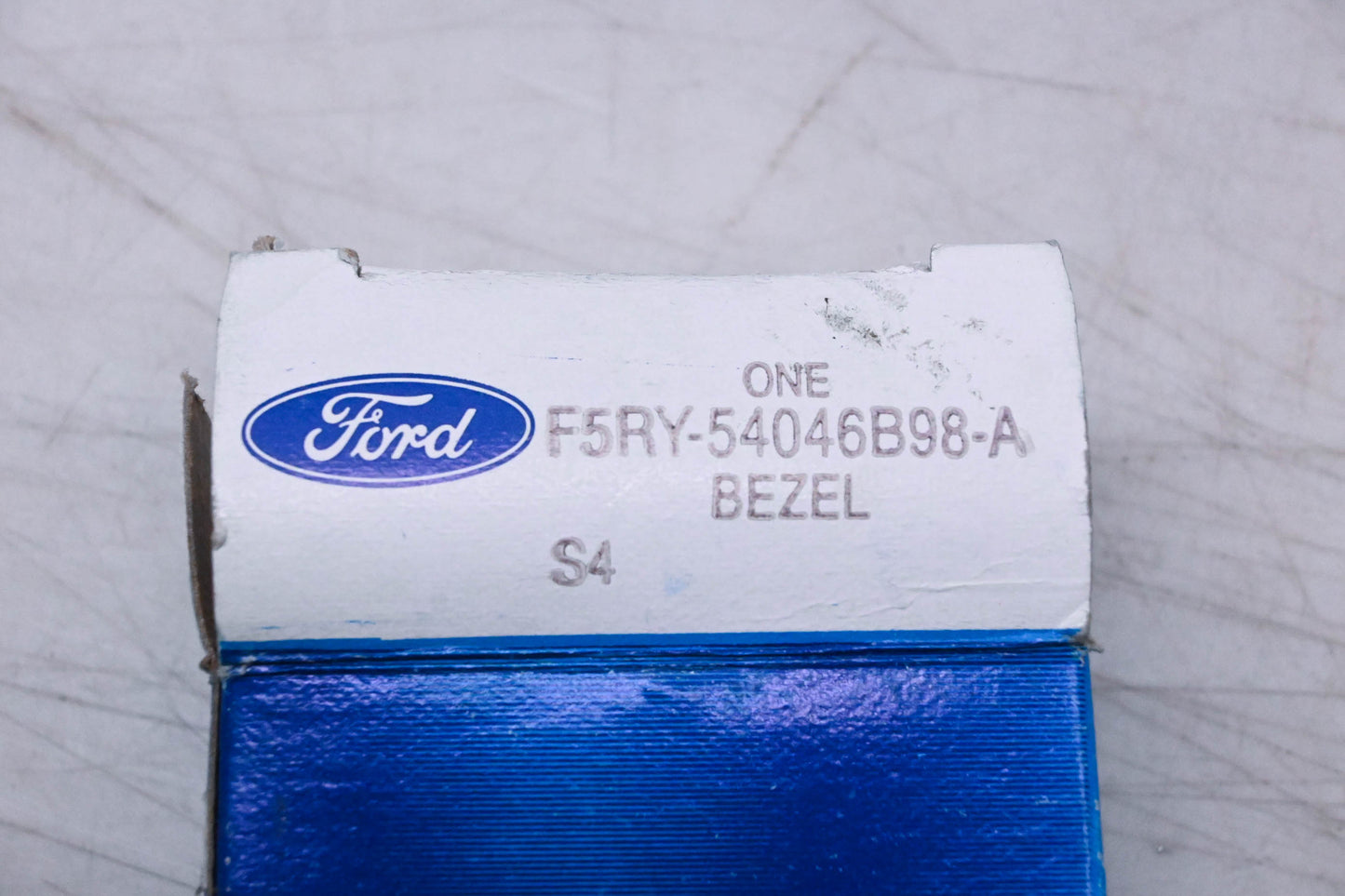 New OEM Ford F5RY-54046B98-A Contour Console Lighter Surround Bezel NOS