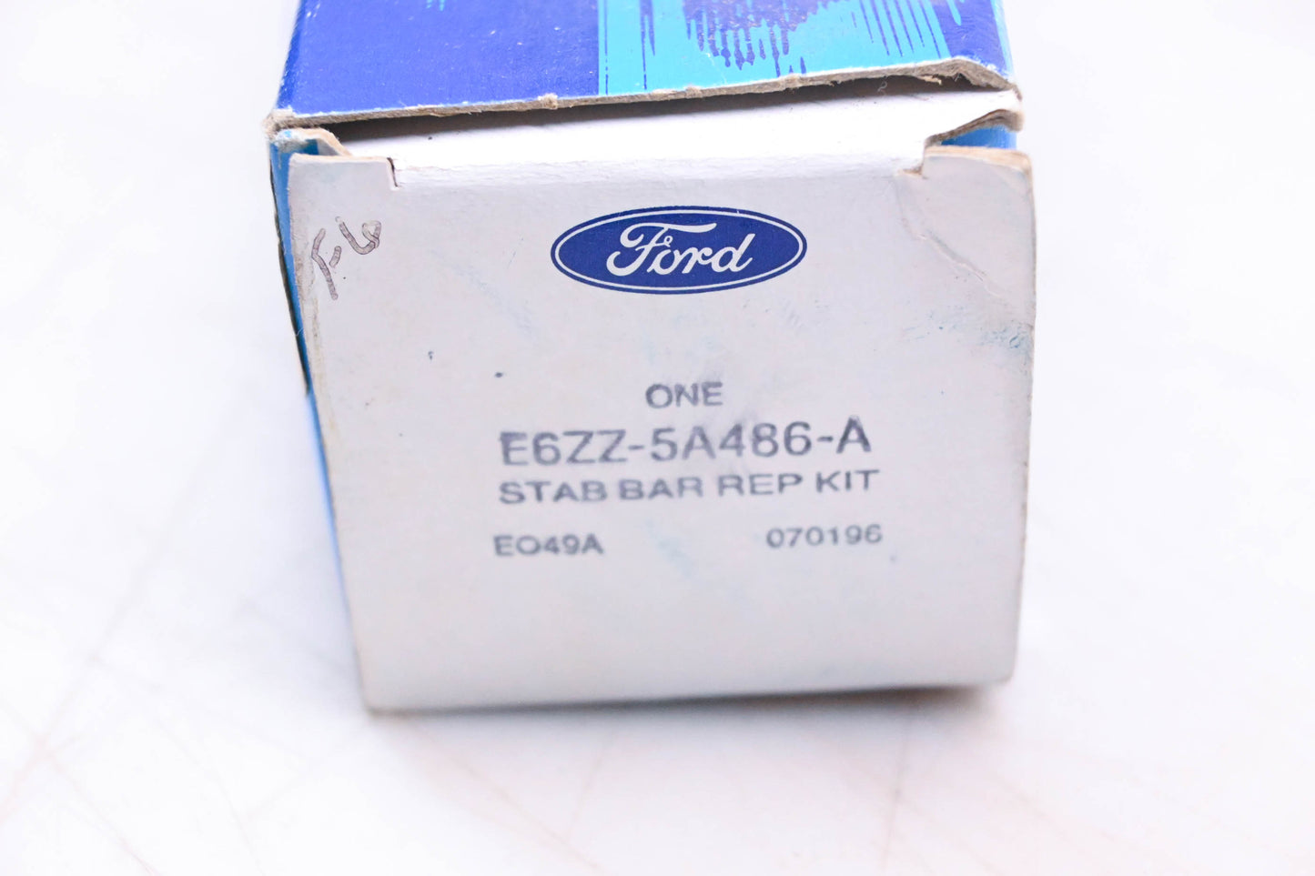 New OEM Ford E6ZZ-5A486-A Susepnsion Stabilizer Bar Assembly Kit NOS