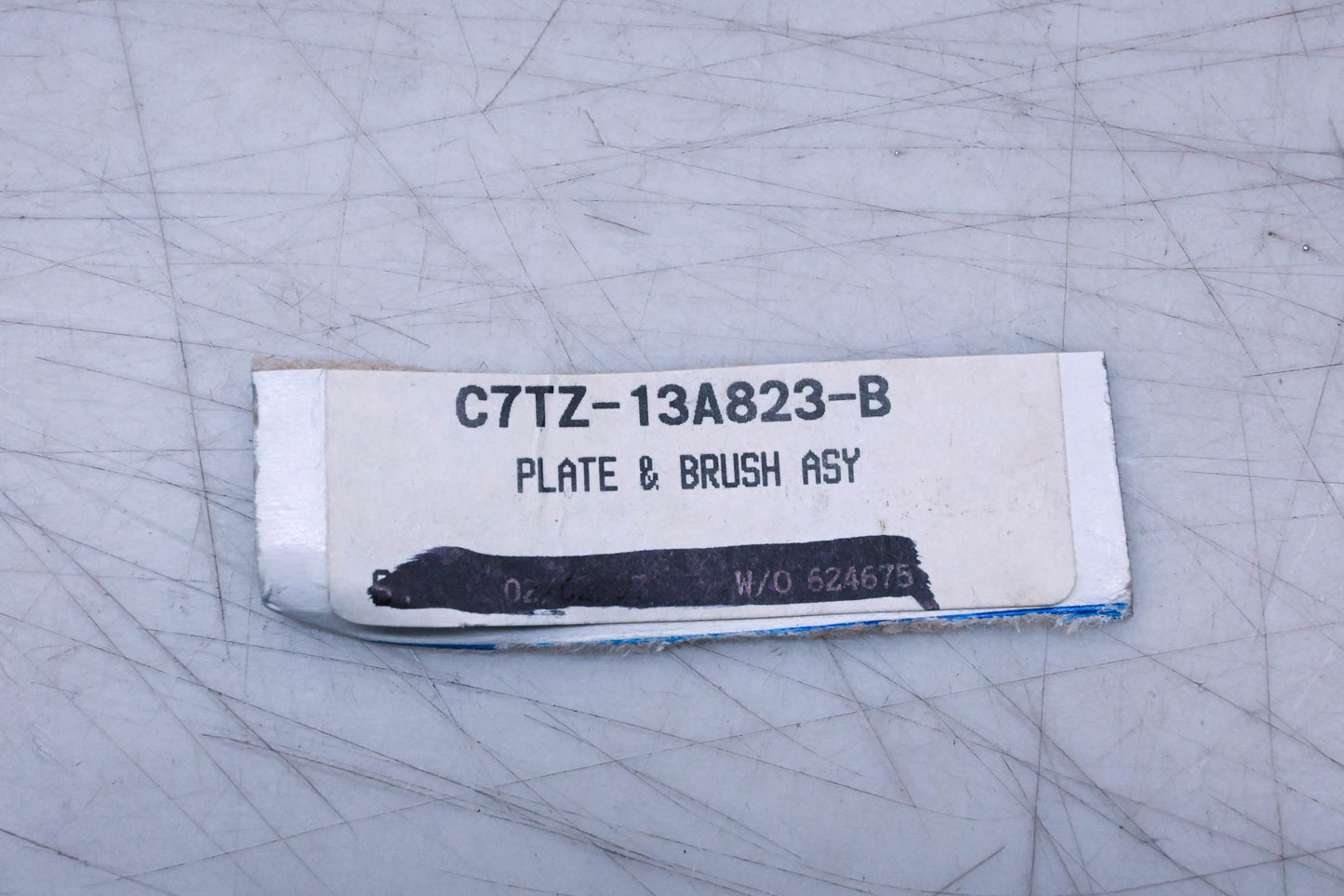 New OEM Ford C7TZ-13A823-B Steering Wheel Horn Brush Plate Assembly NOS