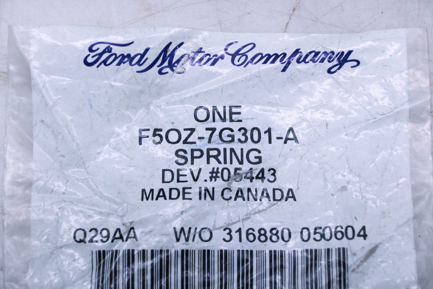 New OEM Ford F5OZ-7G301-A Spring NOS