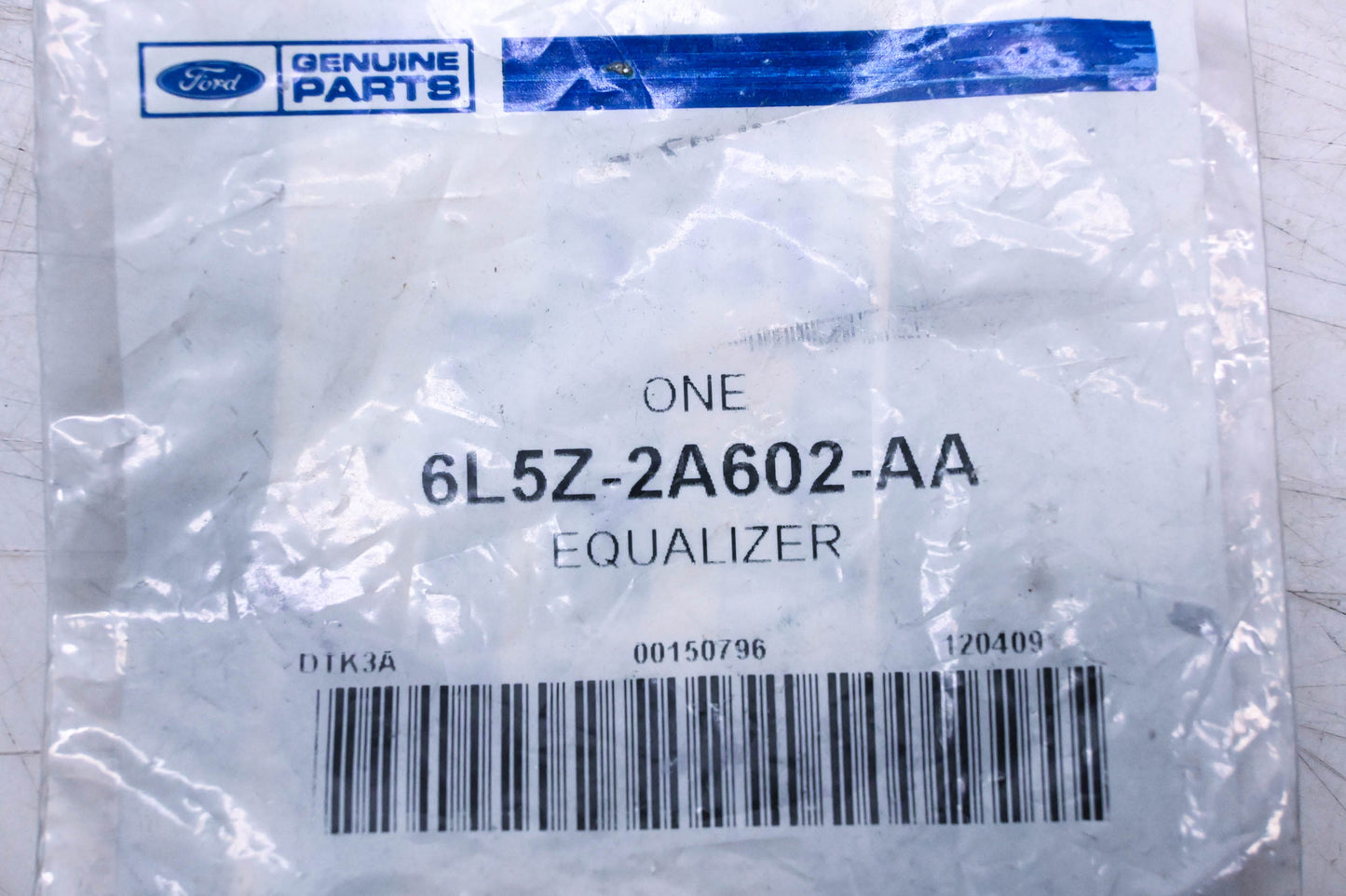 New OEM Ford 6L5Z-2A602-AA Equalizer NOS
