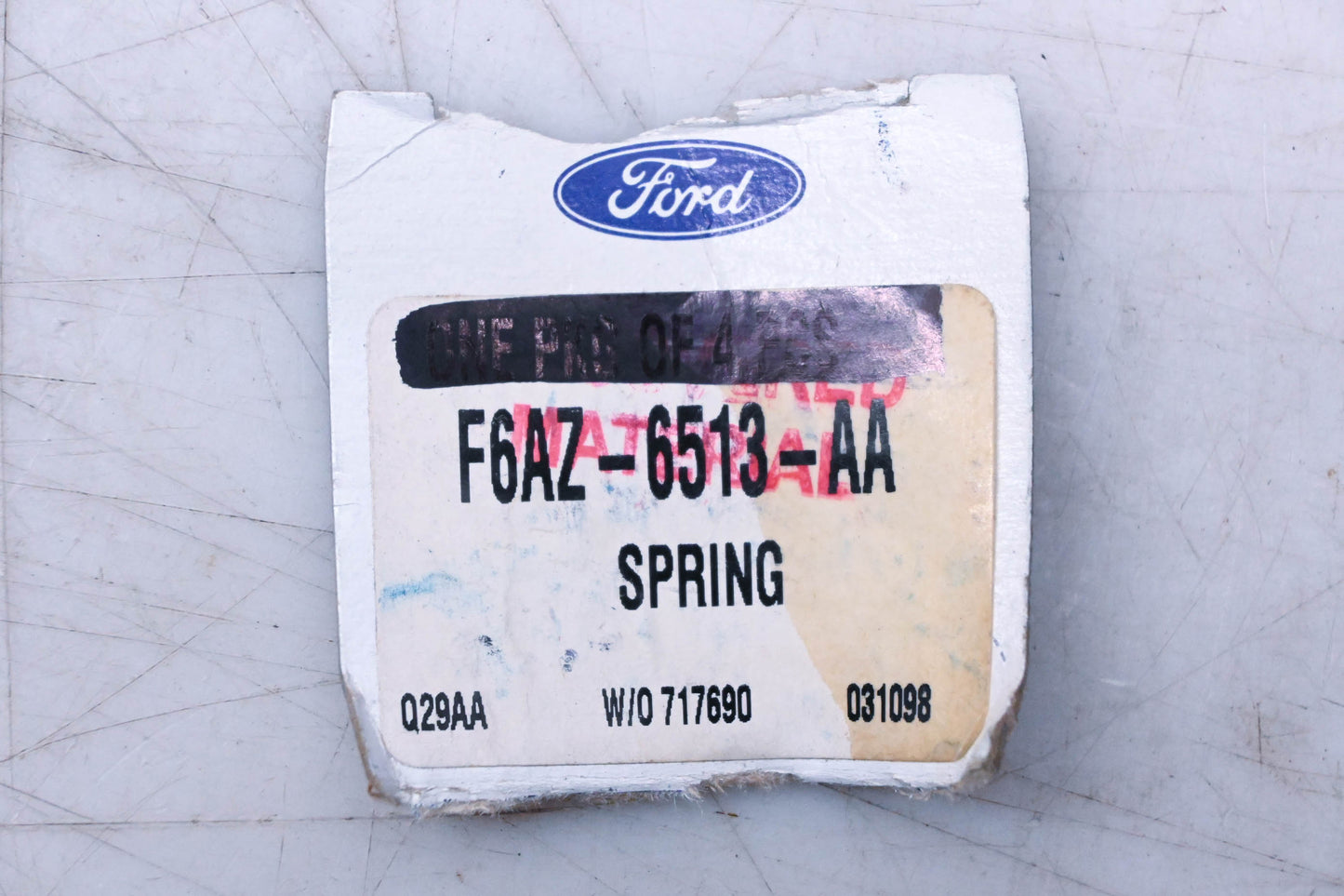 New OEM Ford F6AZ-6513-AA Engine Valve Springs Qty 2 NOS