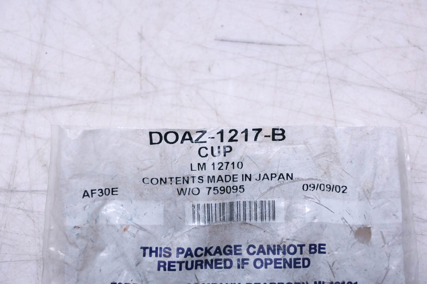 New OEM Ford DOAZ-1217-B Outer Wheel Bearing Cup NOS