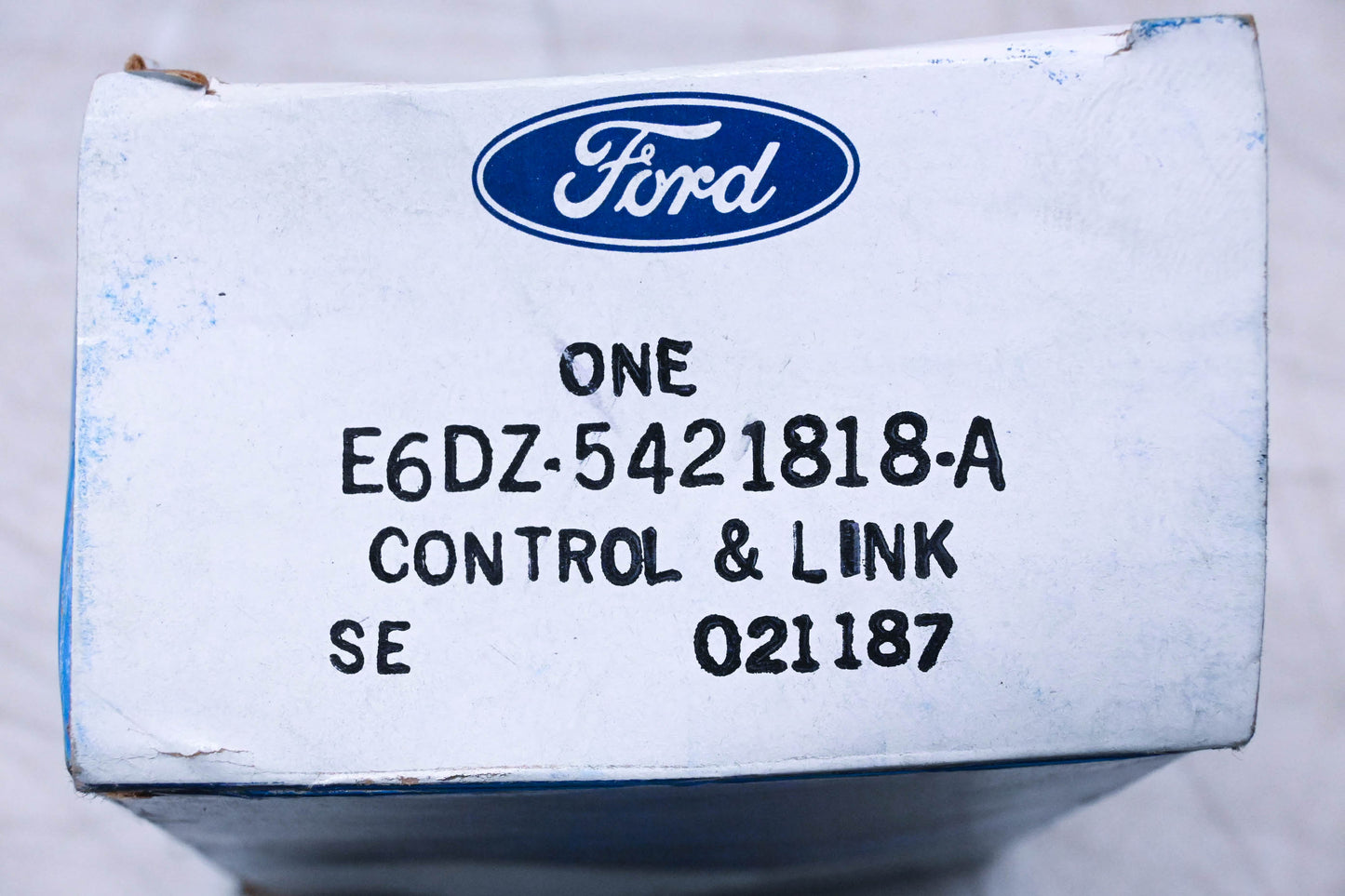 New OEM Ford E6DZ-5421818-A Front Door Latch Control & Link Assembly NOS