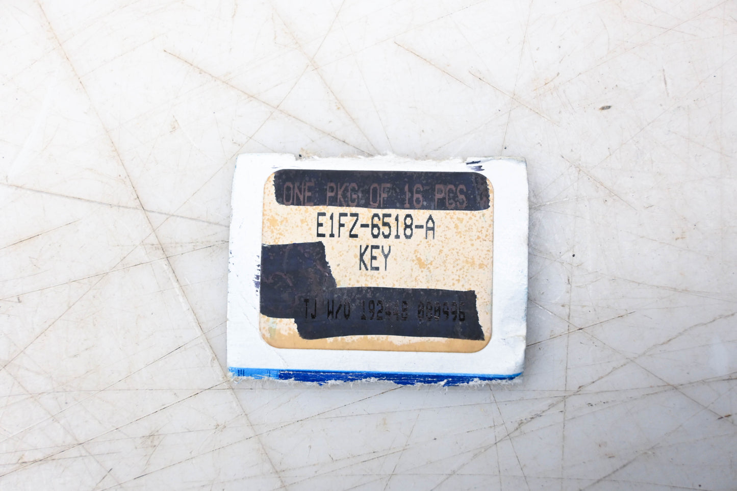New OEM Ford E1FZ-6518-A Engine Valve Spring Retainer NOS
