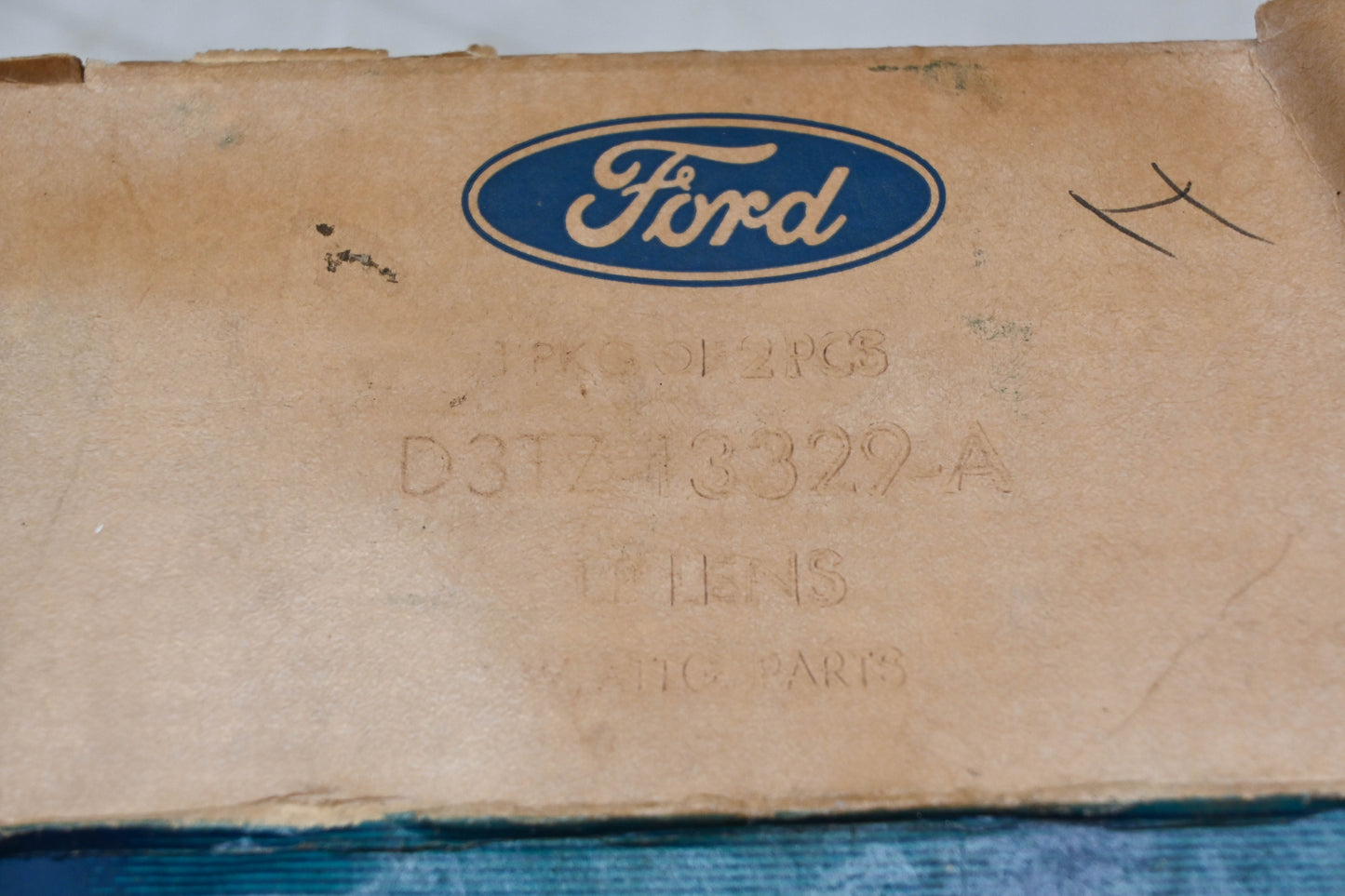 New OEM Ford D3TZ-13329-A Red Front Signal Lamp Lens Kit NOS