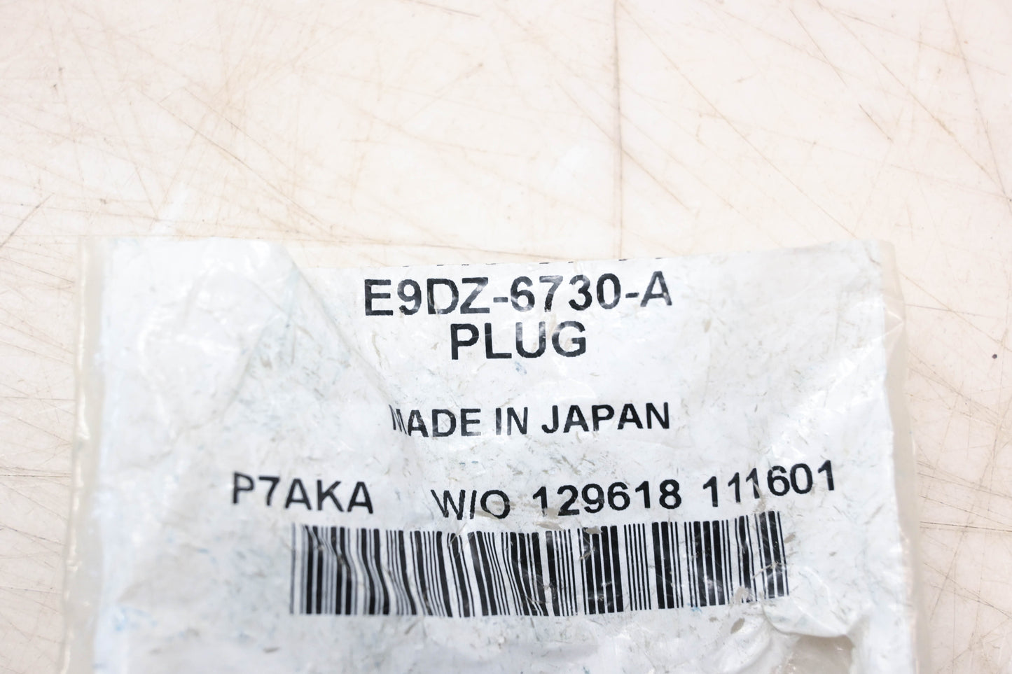 New OEM Ford E9DZ-6730-A Engine Oil Drain Plug NOS