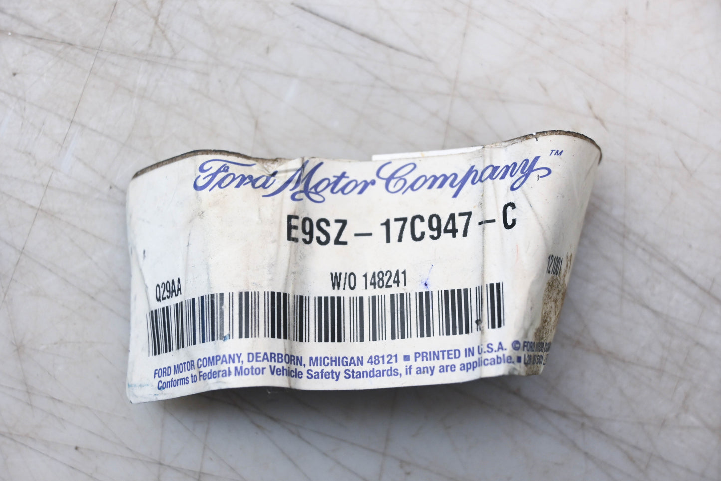 New OEM Ford E9SZ-17C947-C Front Cover Support Bracket NOS