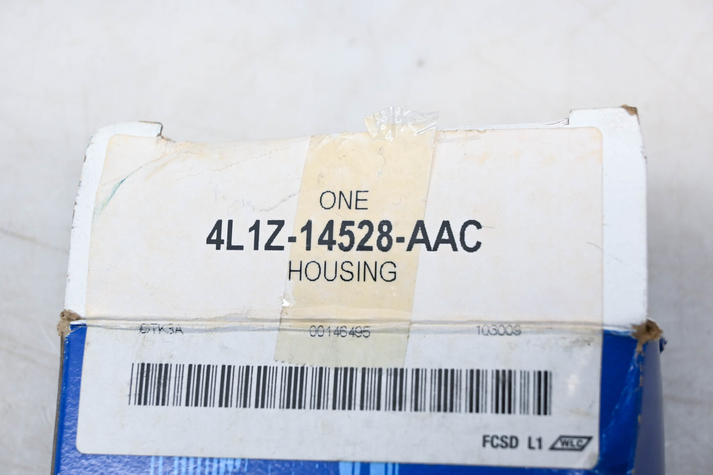 New OEM Ford 4L1Z-14528-AAC Left Side Rear Door Panel Switch Housing NOS