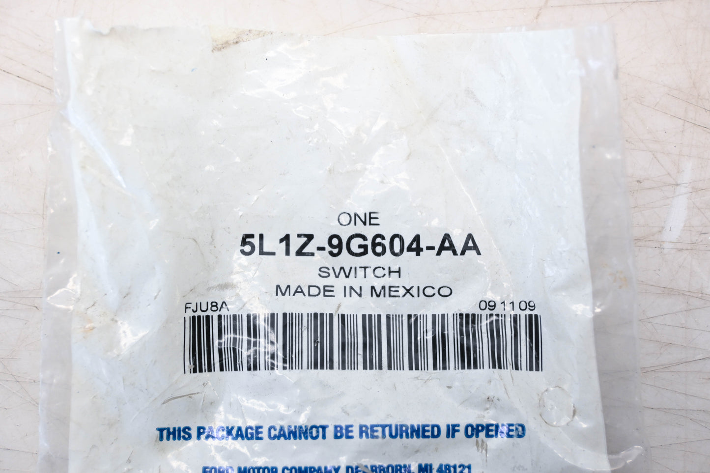 New OEM Ford 5L1Z-9G604-AA Accelerator / Brake Adjustment Switch Assembly NOS