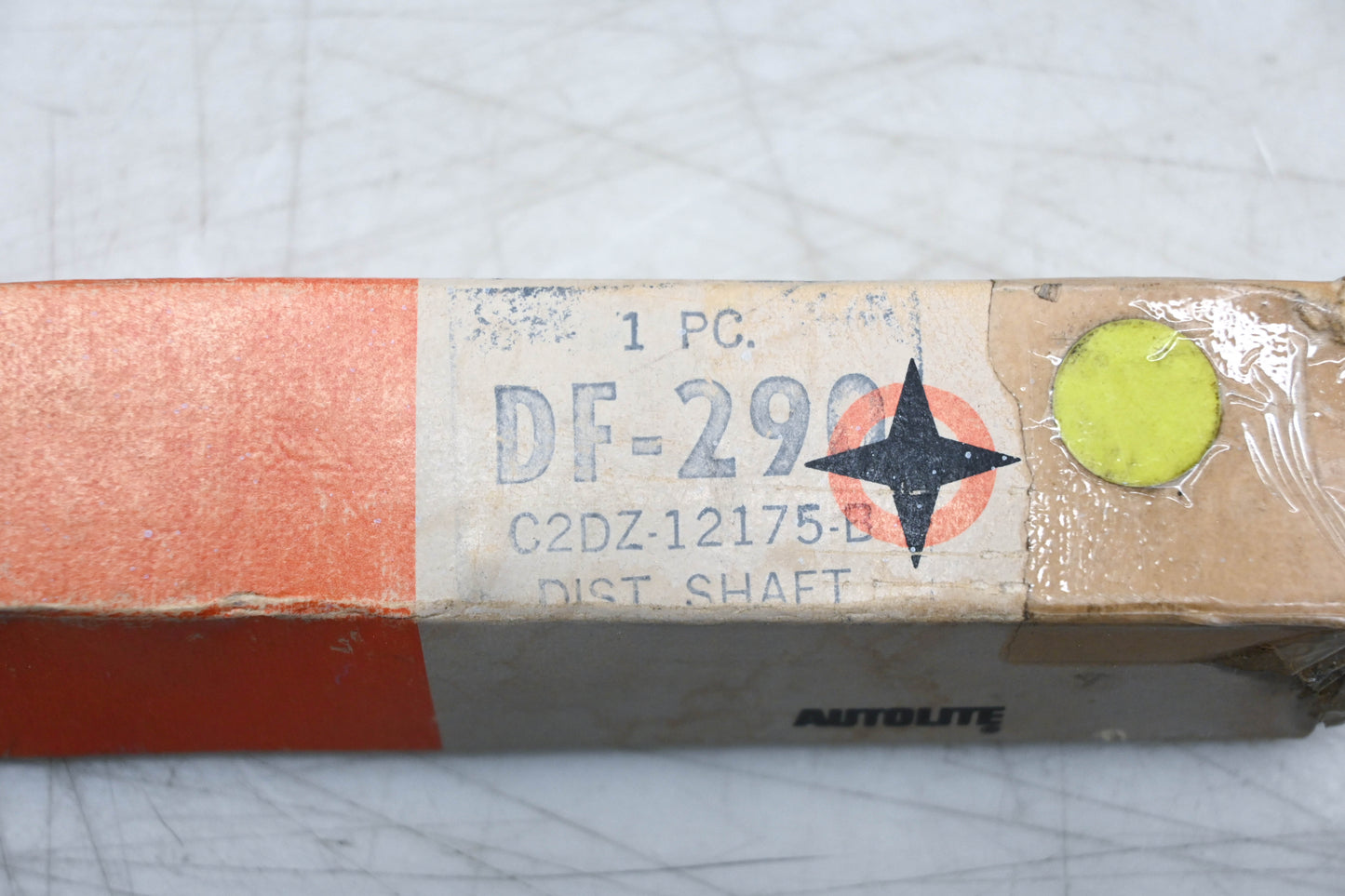 Autolite DF-290, C2DZ-12175-B 6 Cylinder Distributor Shaft Assembly NOS