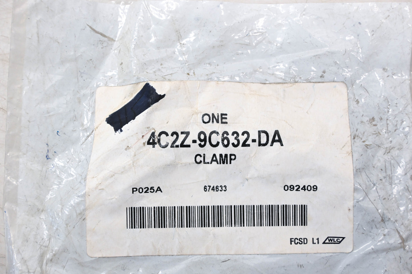 New OEM Ford 4C2Z-9C632-DA Air Inlet Tube Clamp NOS