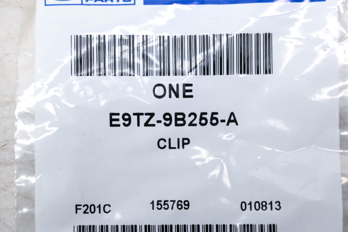 New OEM Ford E9TZ-9B255-A Clip NOS