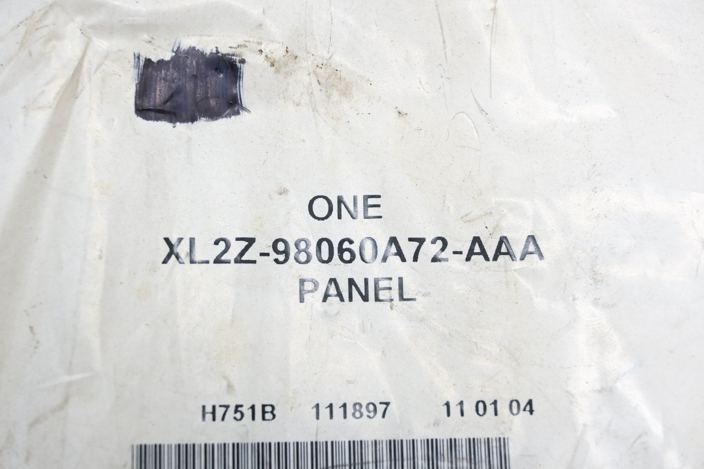 New OEM Ford XL2Z-98060A72-AAA Glove Compartment Panel NOS