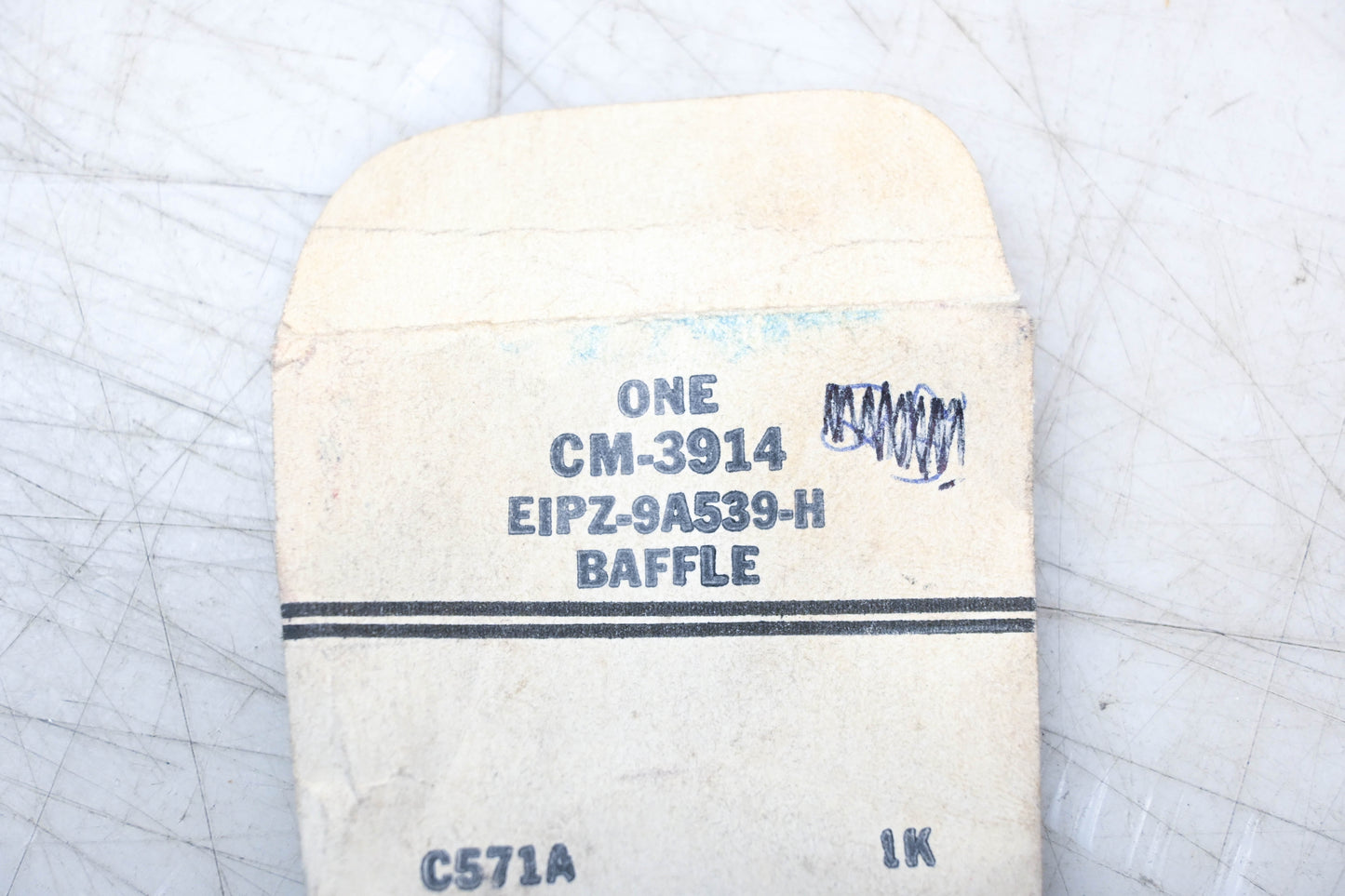 New OEM Motorcraft CM-3914, E1PZ-9A539-H Baffle NOS
