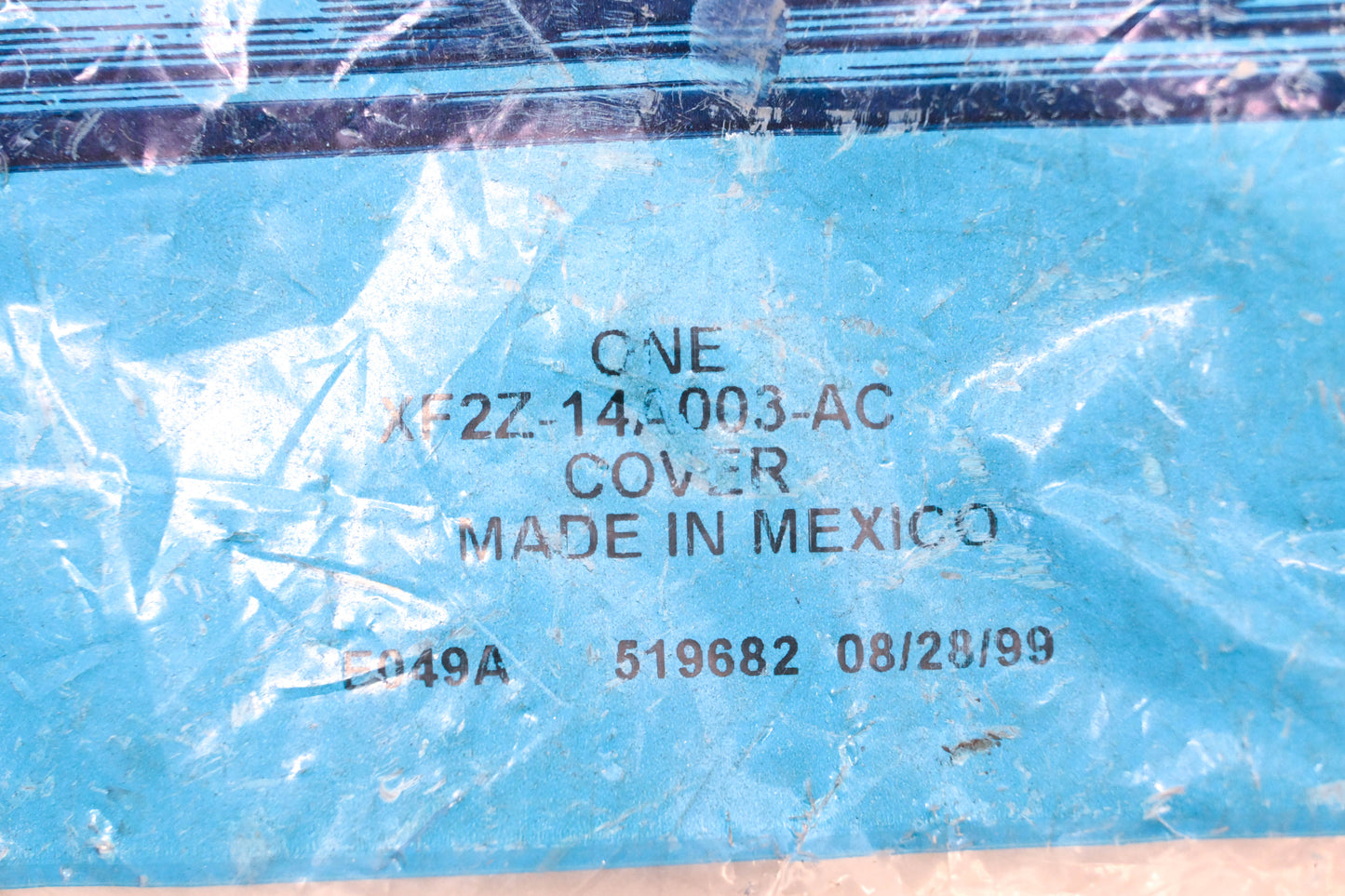 New OEM Ford XF2Z-14A003-AC Fuse Box Cover Assembly NOS