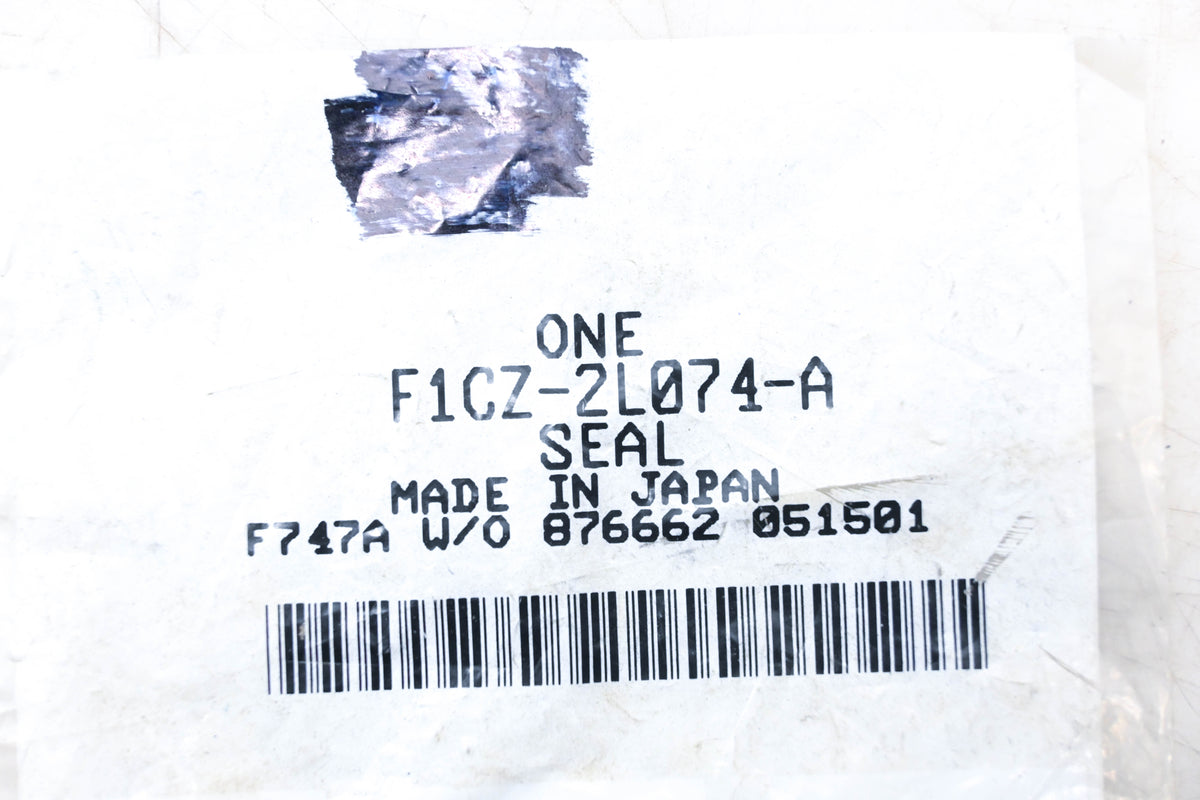 New OEM Ford F1CZ-2L074-A Brake Master Cylinder Reservoir Seal NOS