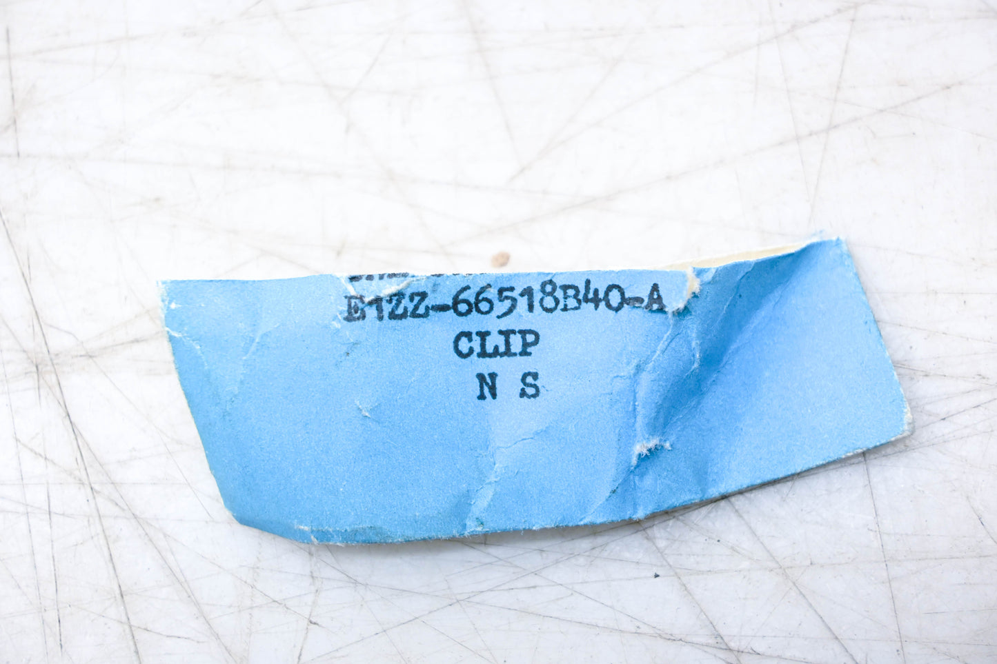 New OEM Ford E1ZZ-66518B40-A Clip NOS