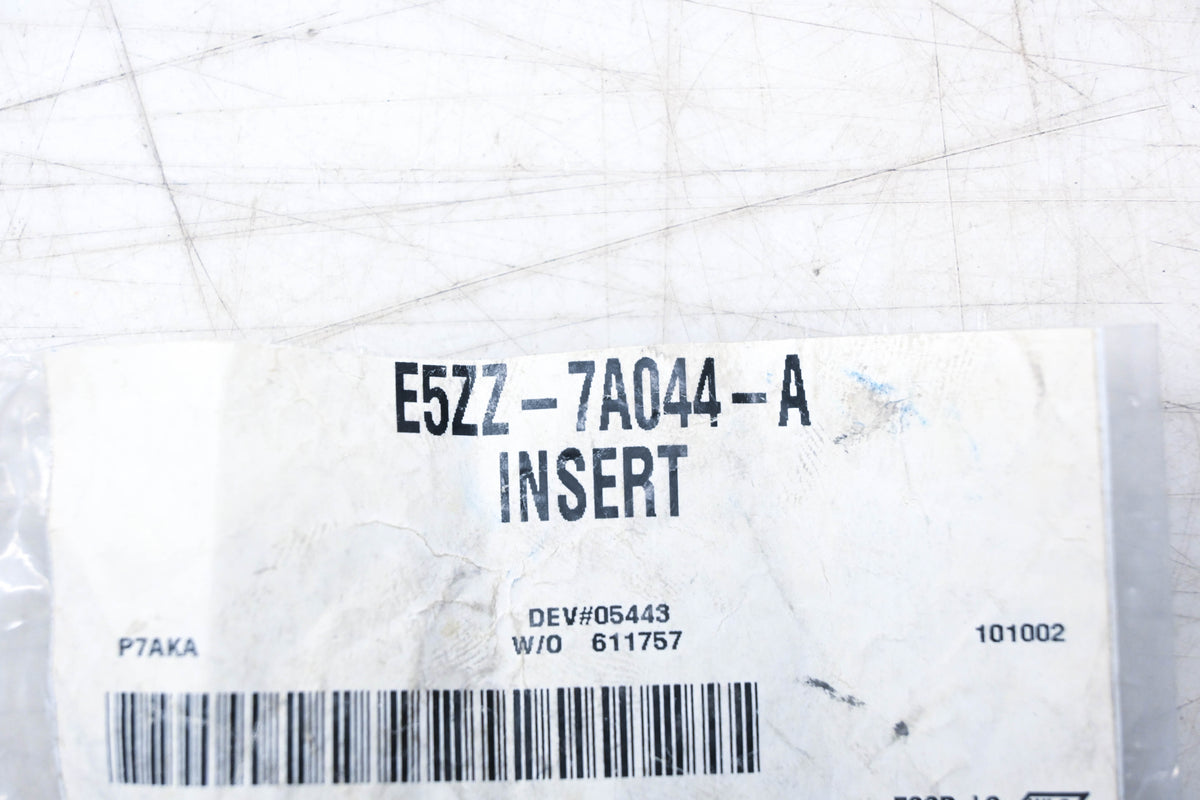 New OEM Ford E5ZZ-7A044-A Insert NOS