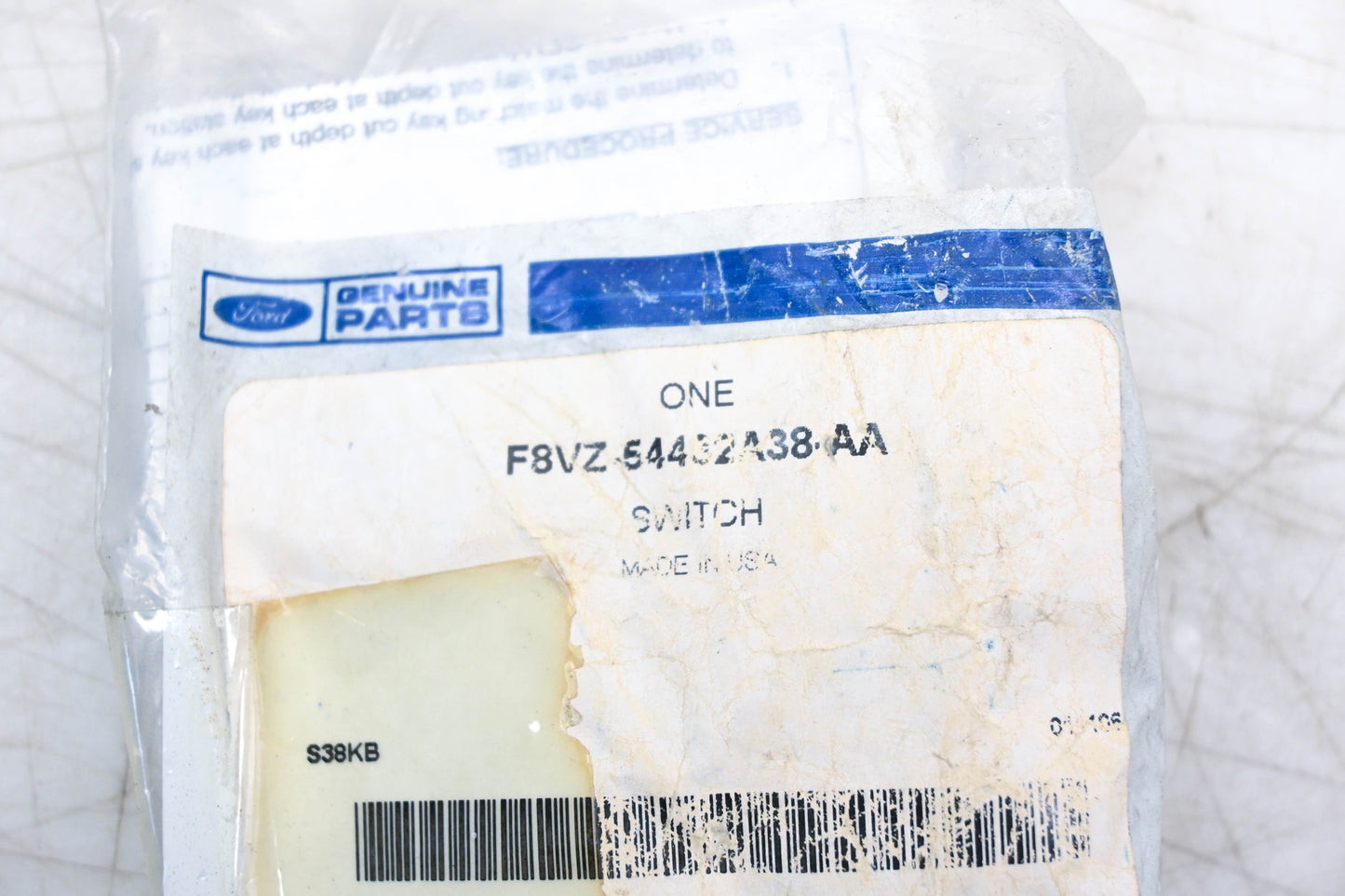 New OEM Ford F8VZ-54432A38-AA Trunk Release Switch Assembly Kit NOS