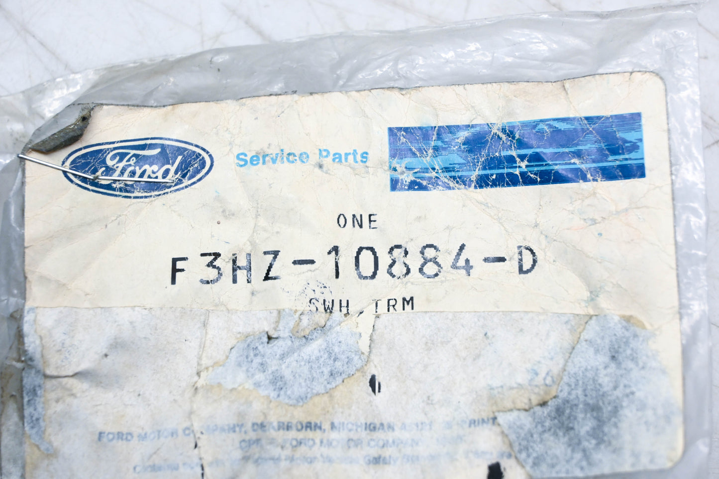 New OEM Ford F3HZ-10884-D Coolant Temperature Sensor Assembly NOS