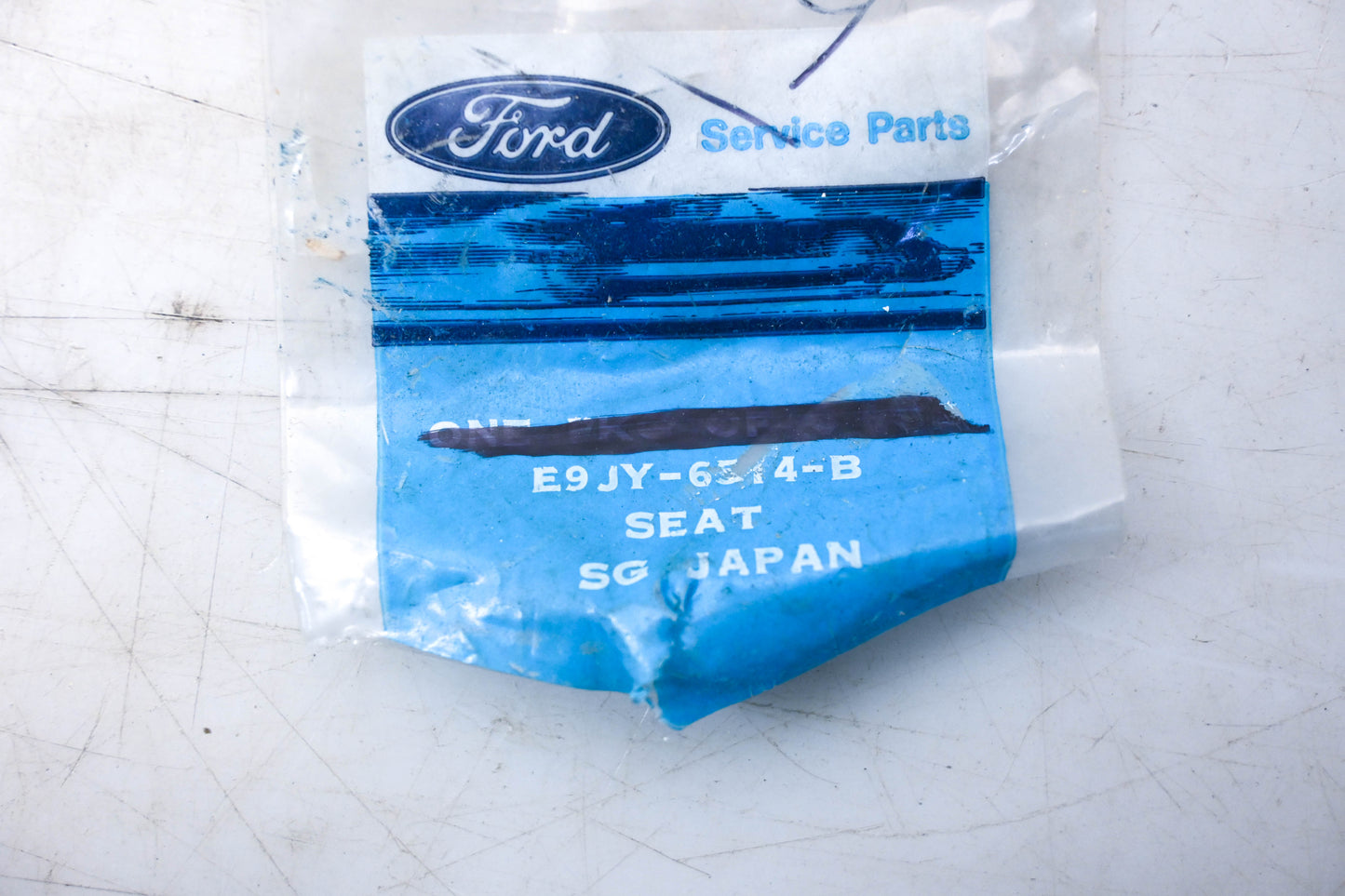 New OEM Ford E9JY-6514-B Valve Spring Retainer/ Seat NOS