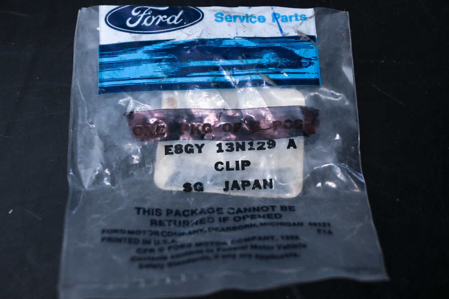 New OEM Ford E8GY-13N129-A Clip NOS