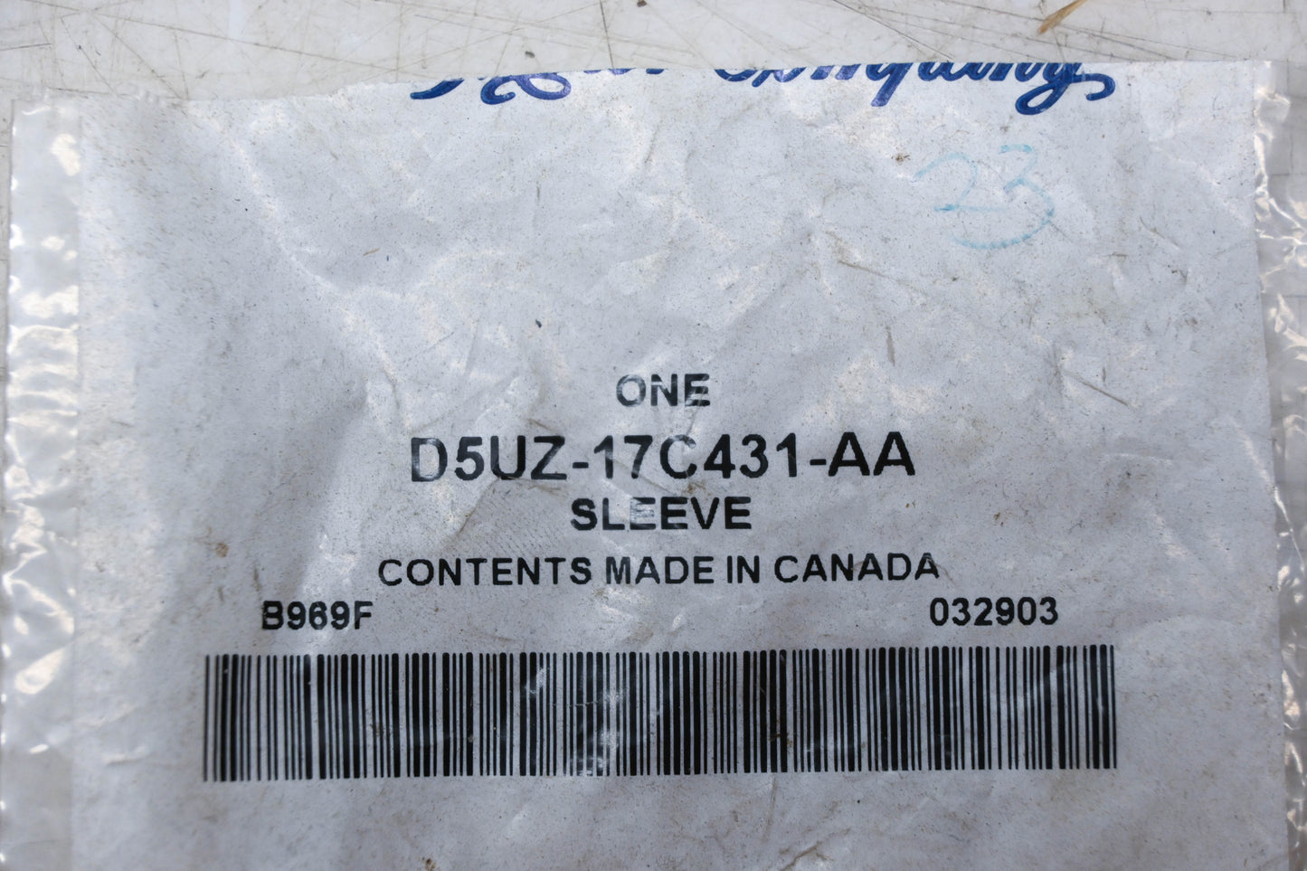 New OEM Ford D5UZ-17C431-AA Sleeve NOS