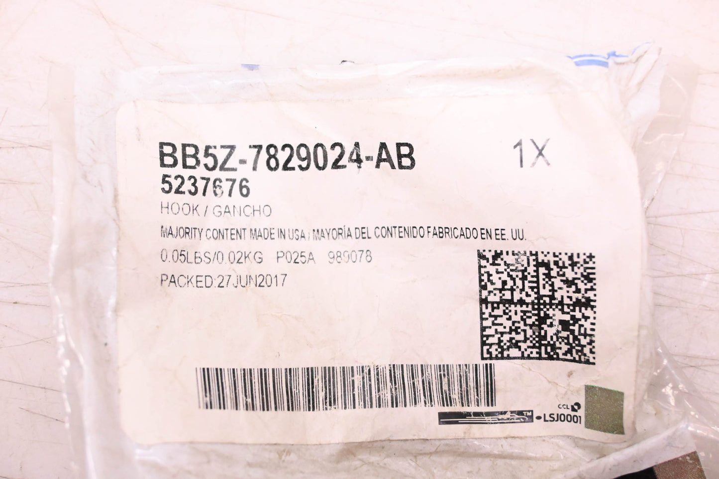 New OEM Ford BB5Z-7829024-AB, 5237676 Interior Hook Assembly NOS
