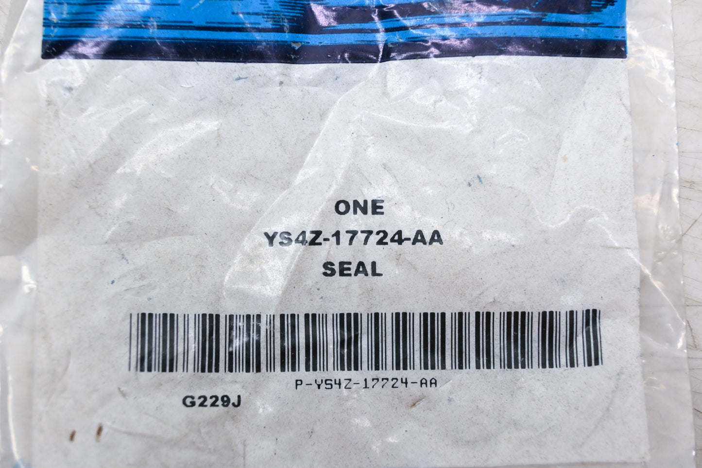 New OEM Ford YS4Z-17724-AA Seal NOS