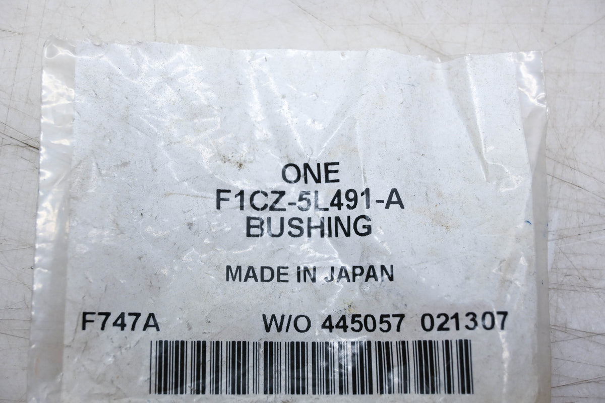 New OEM Ford F1CZ-5L491-A Rear Stabilizer Link Bushing NOS