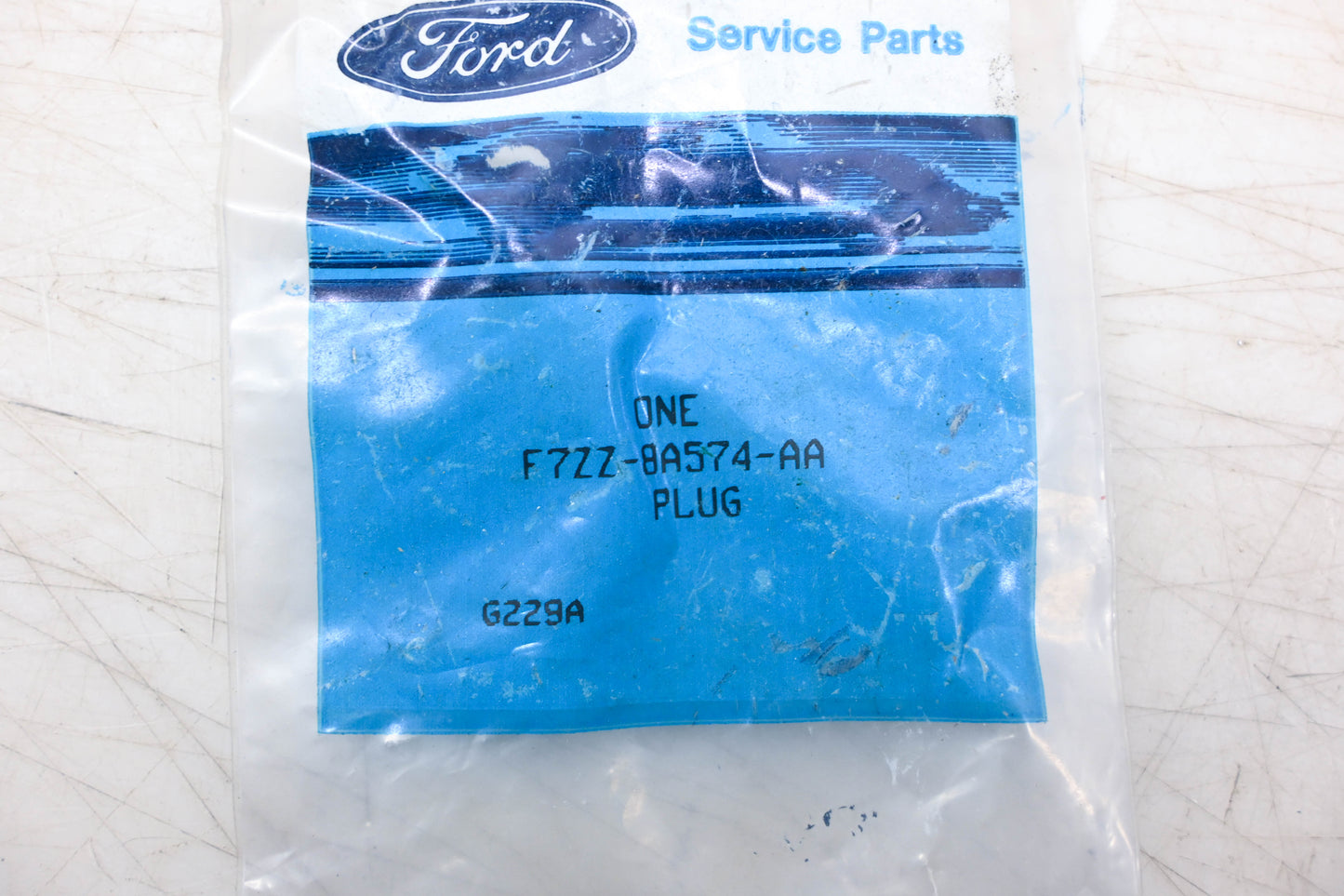 New OEM Ford F7ZZ-8A574-AA Plug NOS