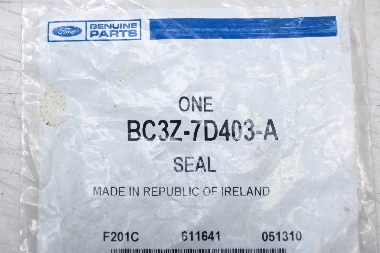 New OEM Ford BC3Z-7D403-A Seal NOS