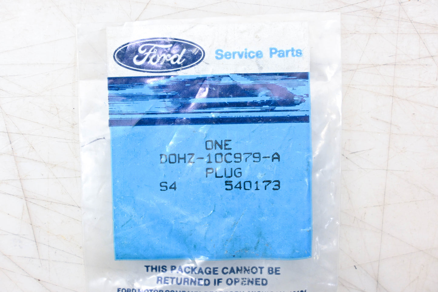 New OEM Ford DOHZ-10C979-A Plug NOS