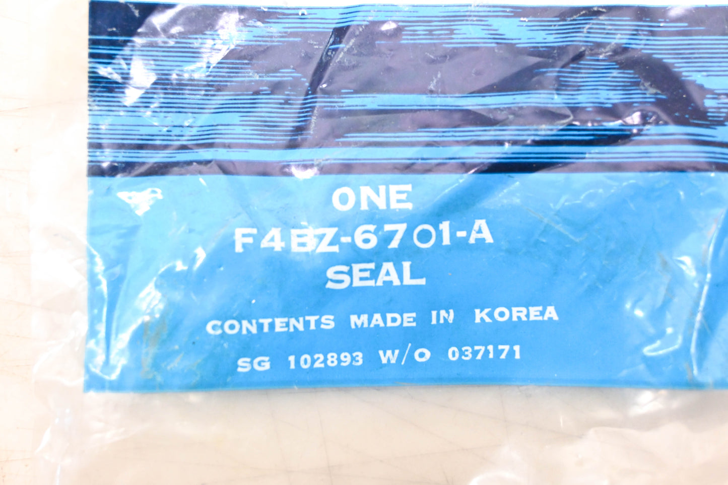 New OEM Ford F4BZ-6701-A Rear Main Crankshaft Seal NOS