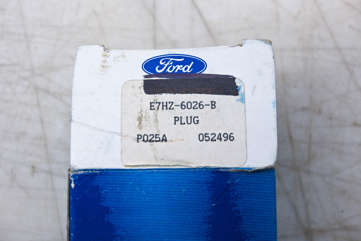 New OEM Ford E7HZ-6026-B Plug NOS