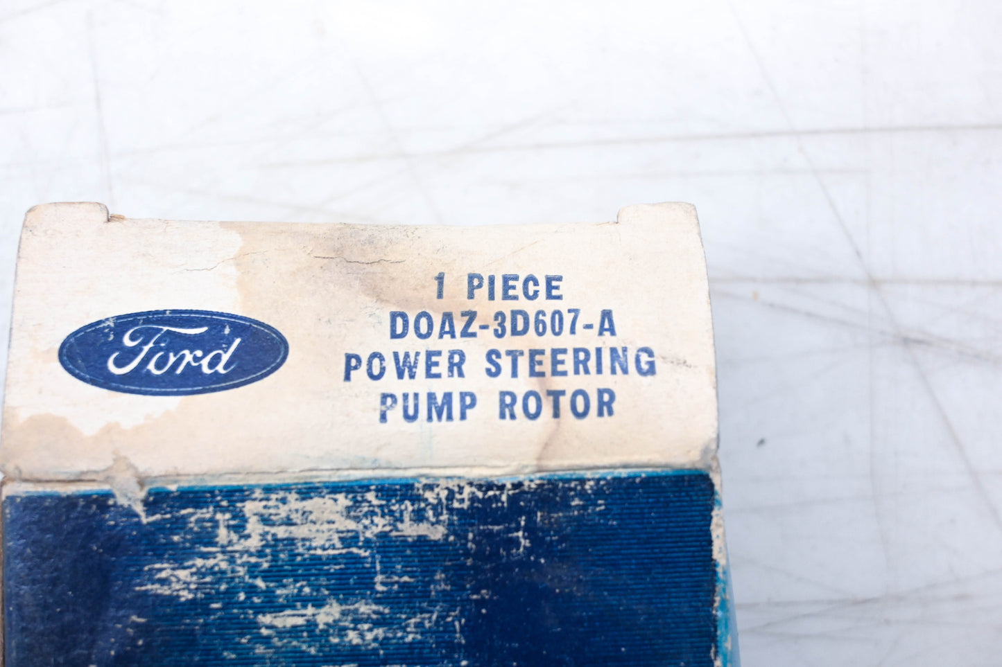 New OEM Ford D0AZ-3D607-A Power Steering Pump Rotor NOS