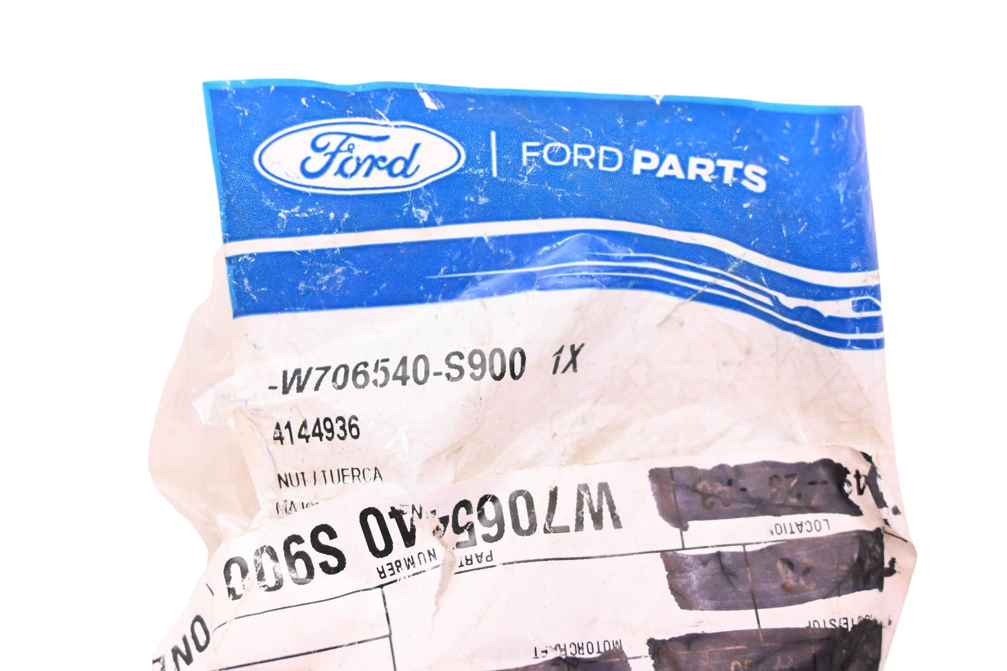 New OEM Ford W706540-S900, 4144936 Spindle Nut Assembly NOS